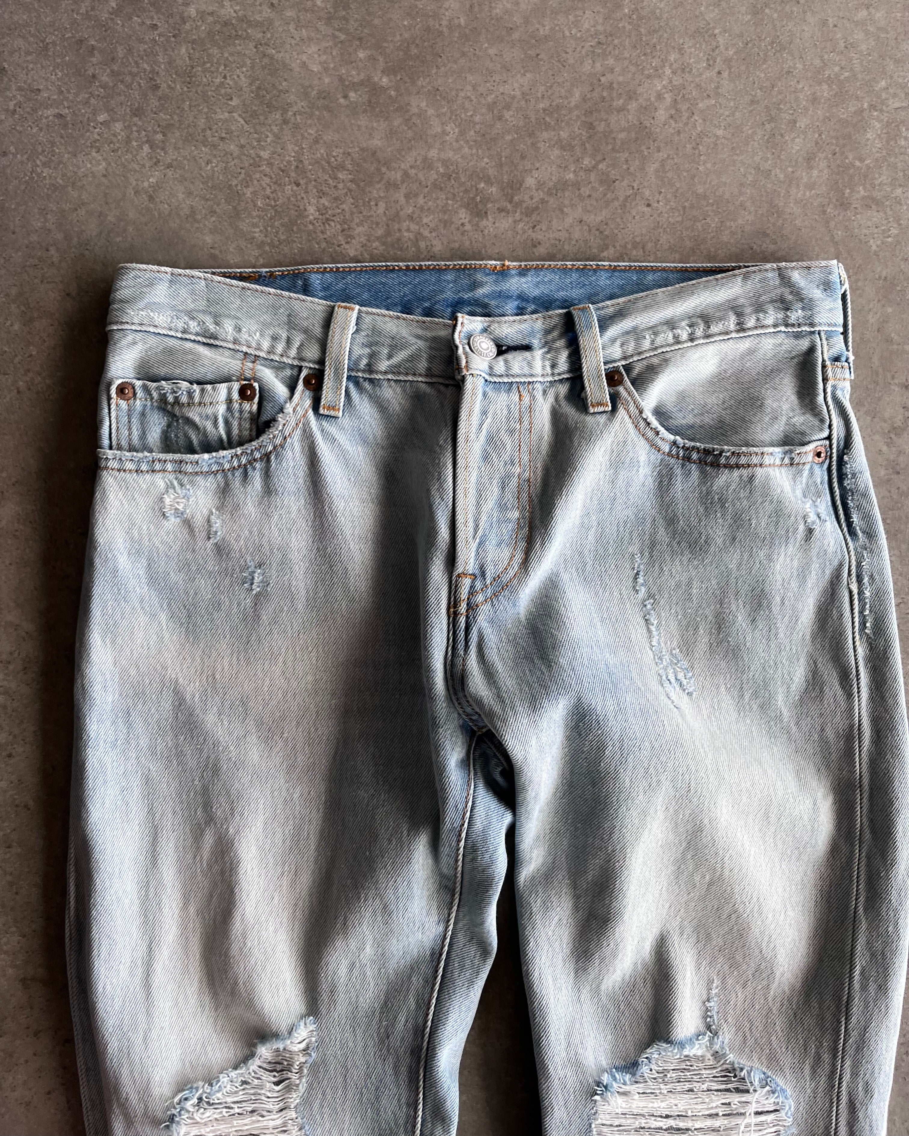 ג׳ינס Levi’s 501 CT בהיר עם קרעים וינטג׳ - 31