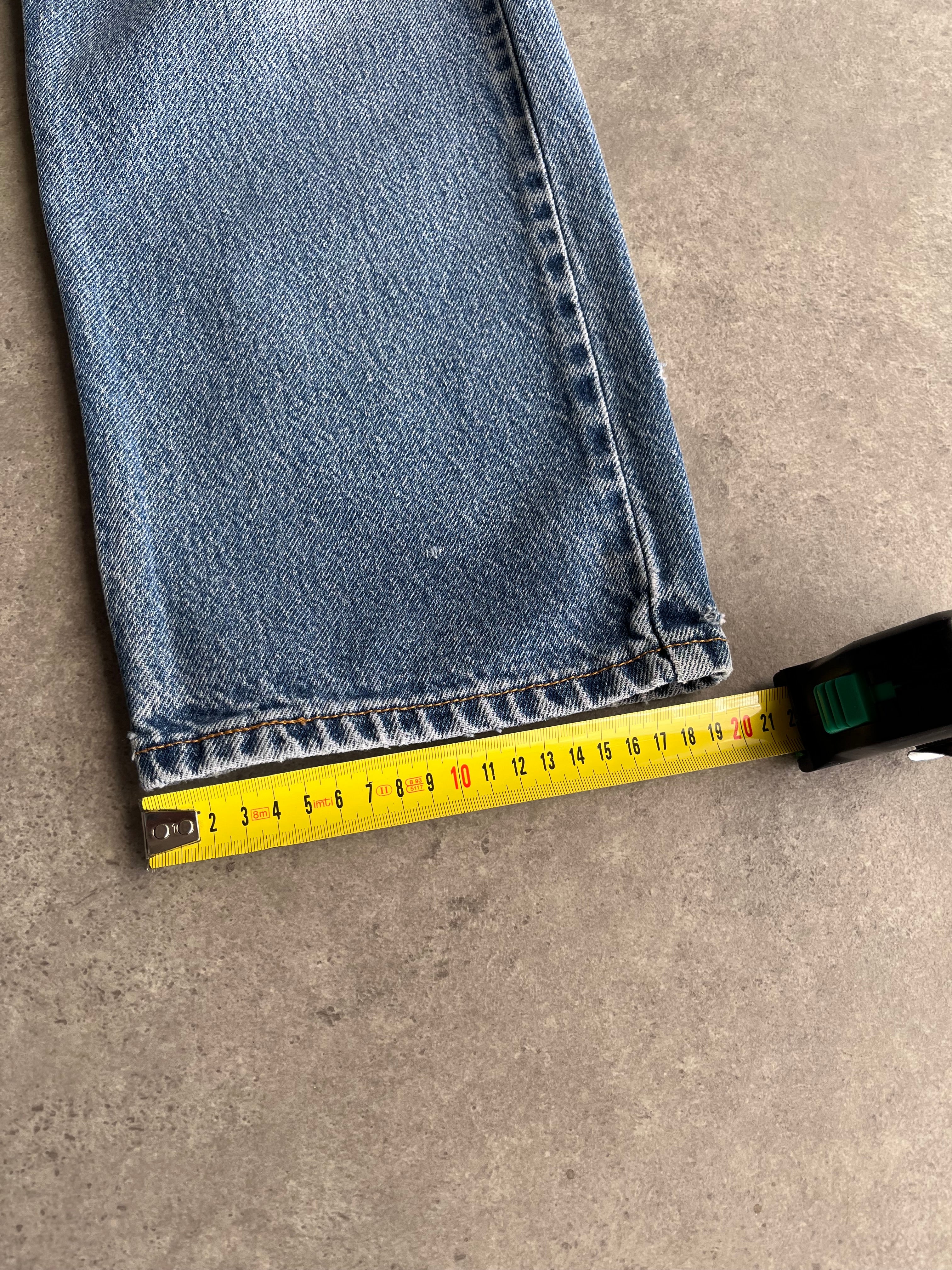 ג׳ינס Levi’s קרעים קלאסי וינטג׳ - 32