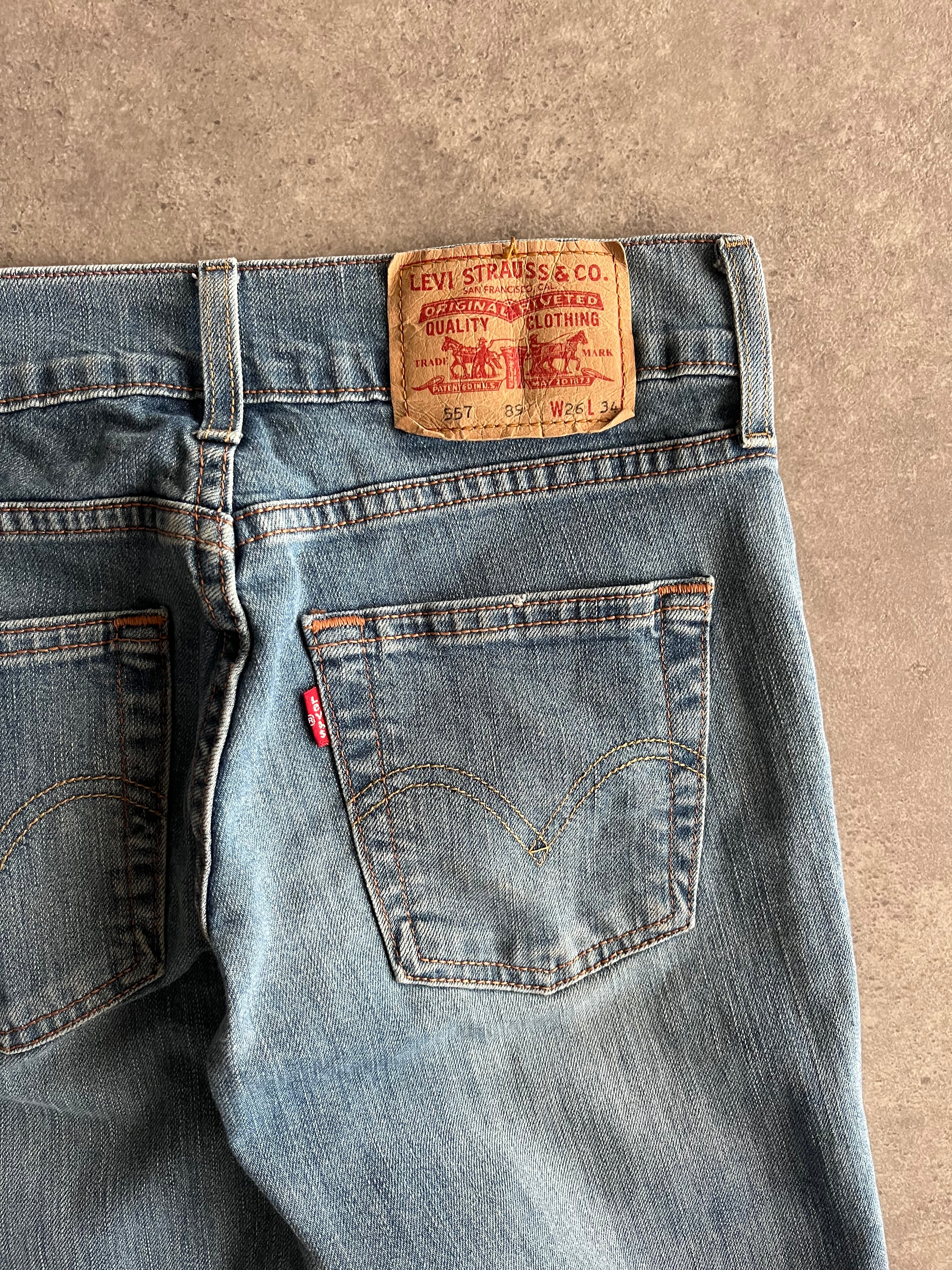 ג׳ינס Levi’s Eve Straight Fit נמוך כחול בהיר וינטג׳ - 27