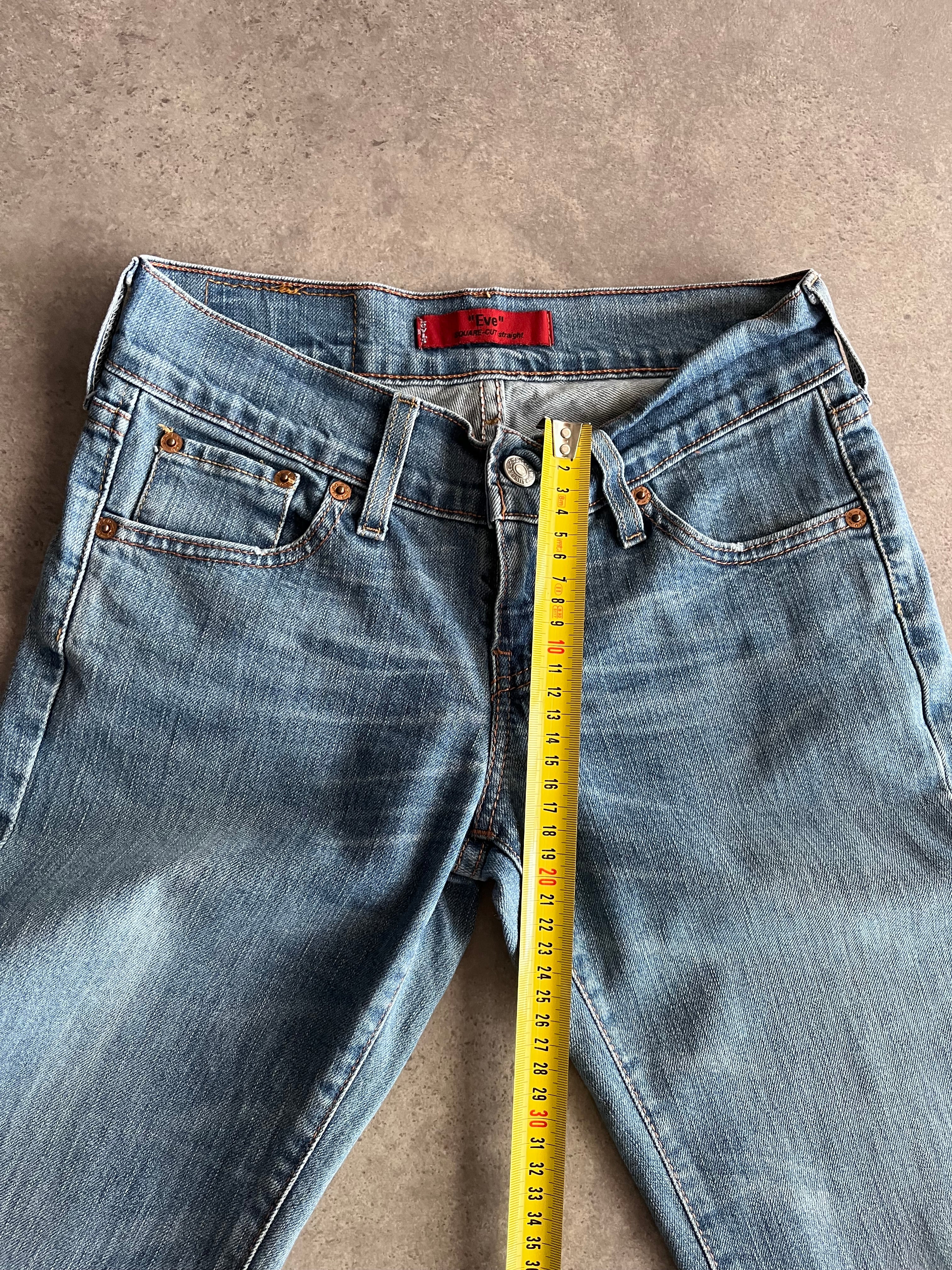 ג׳ינס Levi’s Eve Straight Fit נמוך כחול בהיר וינטג׳ - 27