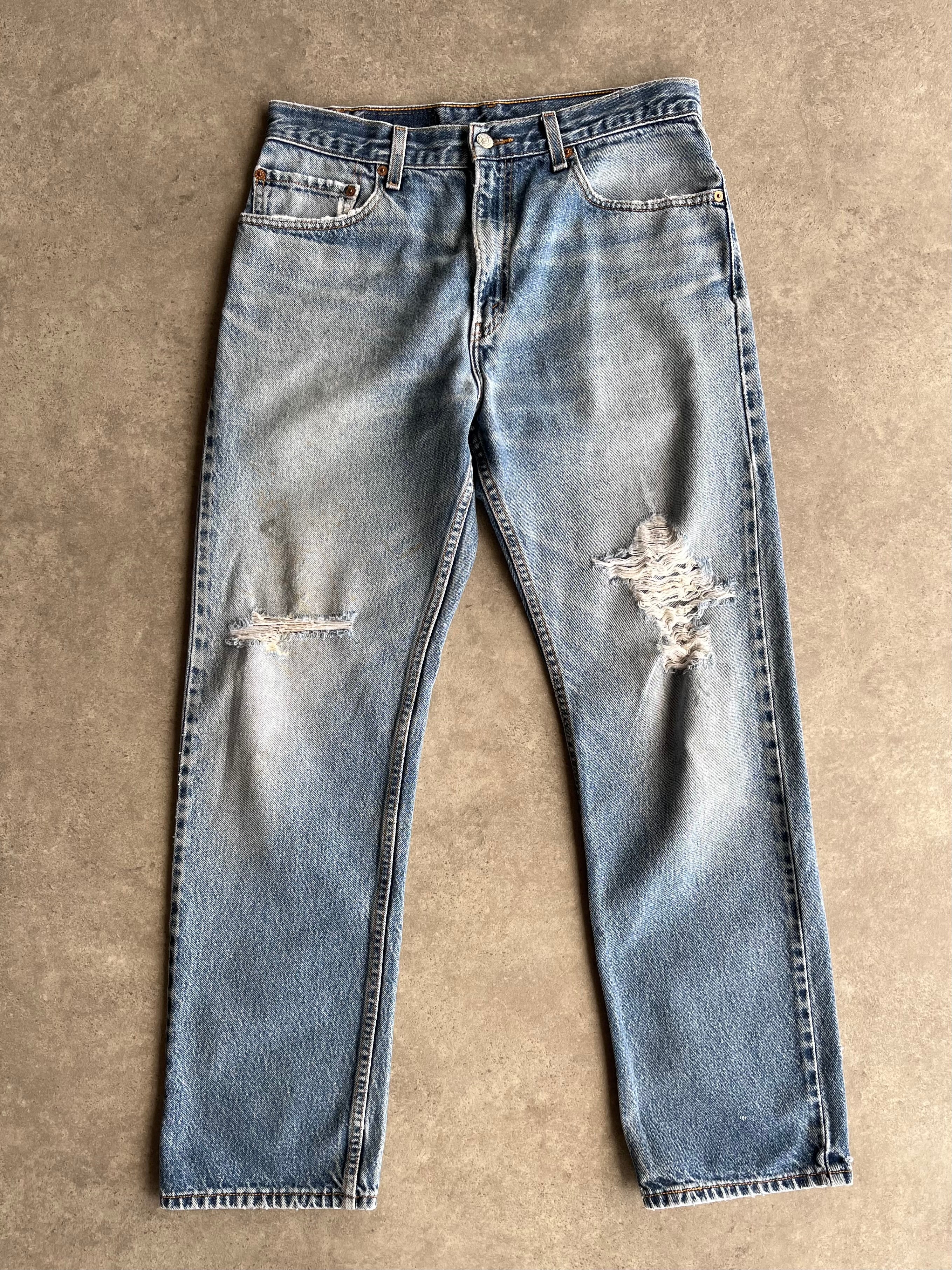 ג׳ינס Levi’s קרעים קלאסי וינטג׳ - 32