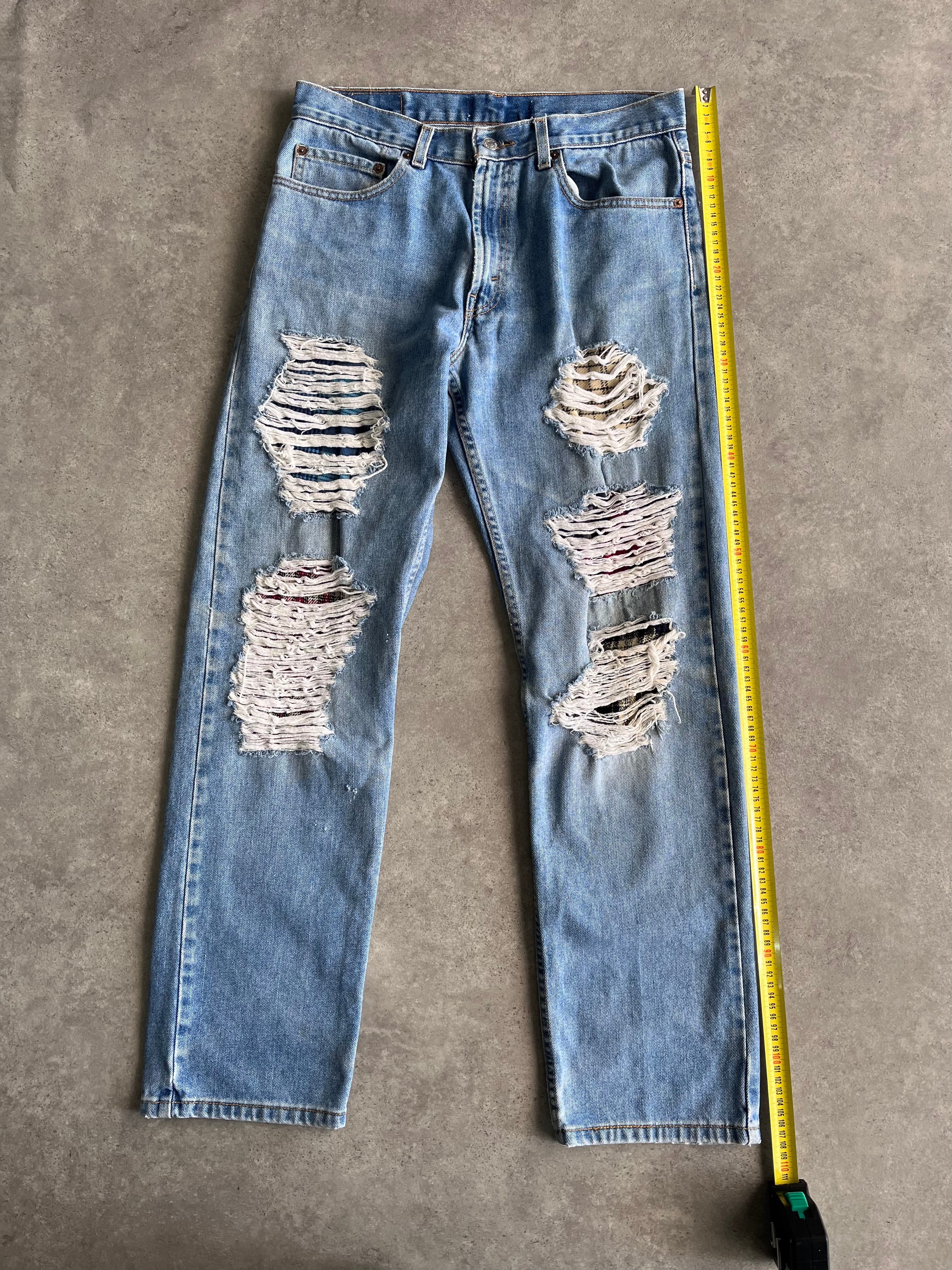ג׳ינס Levi’s סטרייט קרעים וינטג׳ - 33