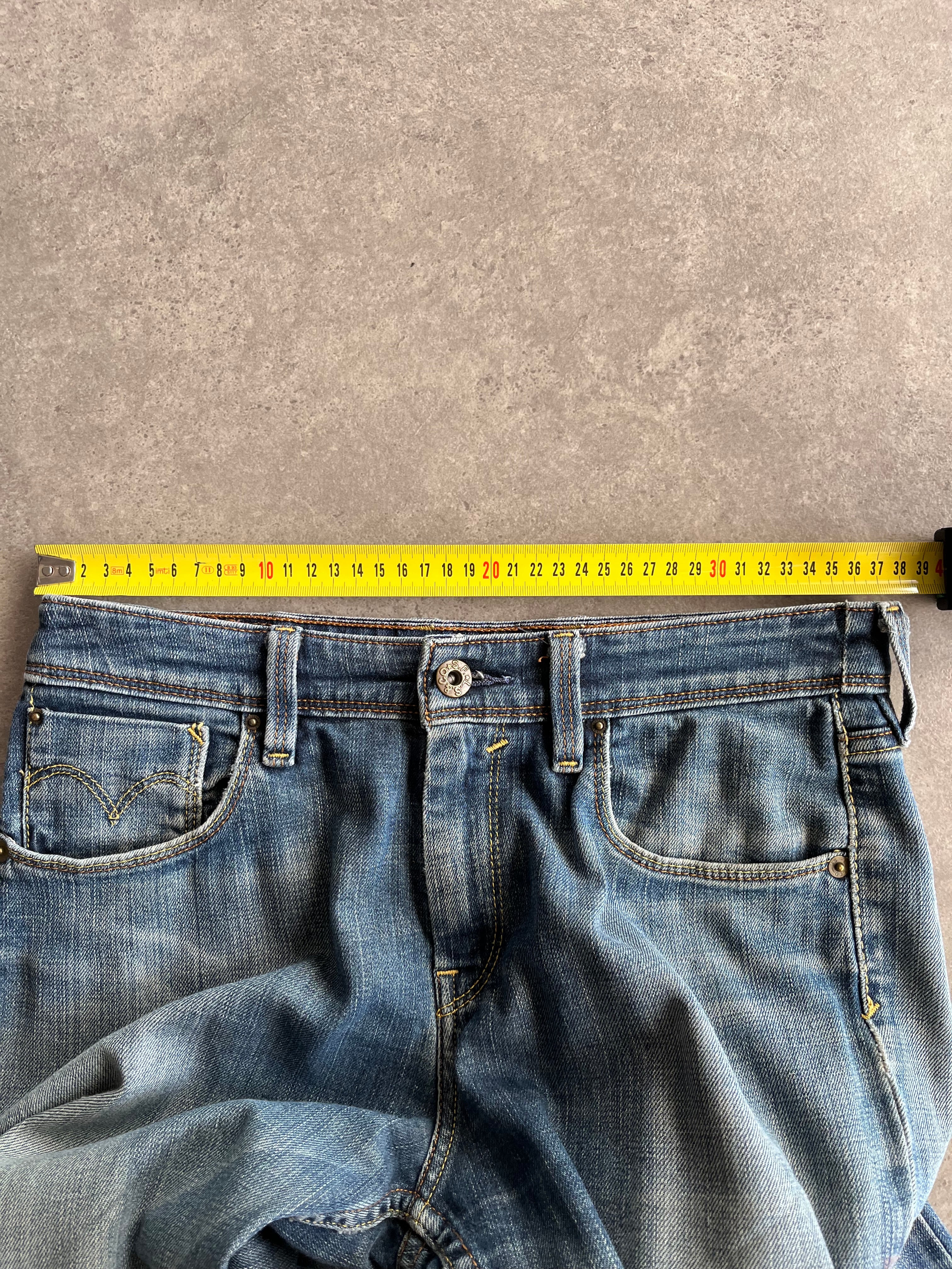 ג׳ינס Levi’s 628 סטרייט וינטג׳ - 28