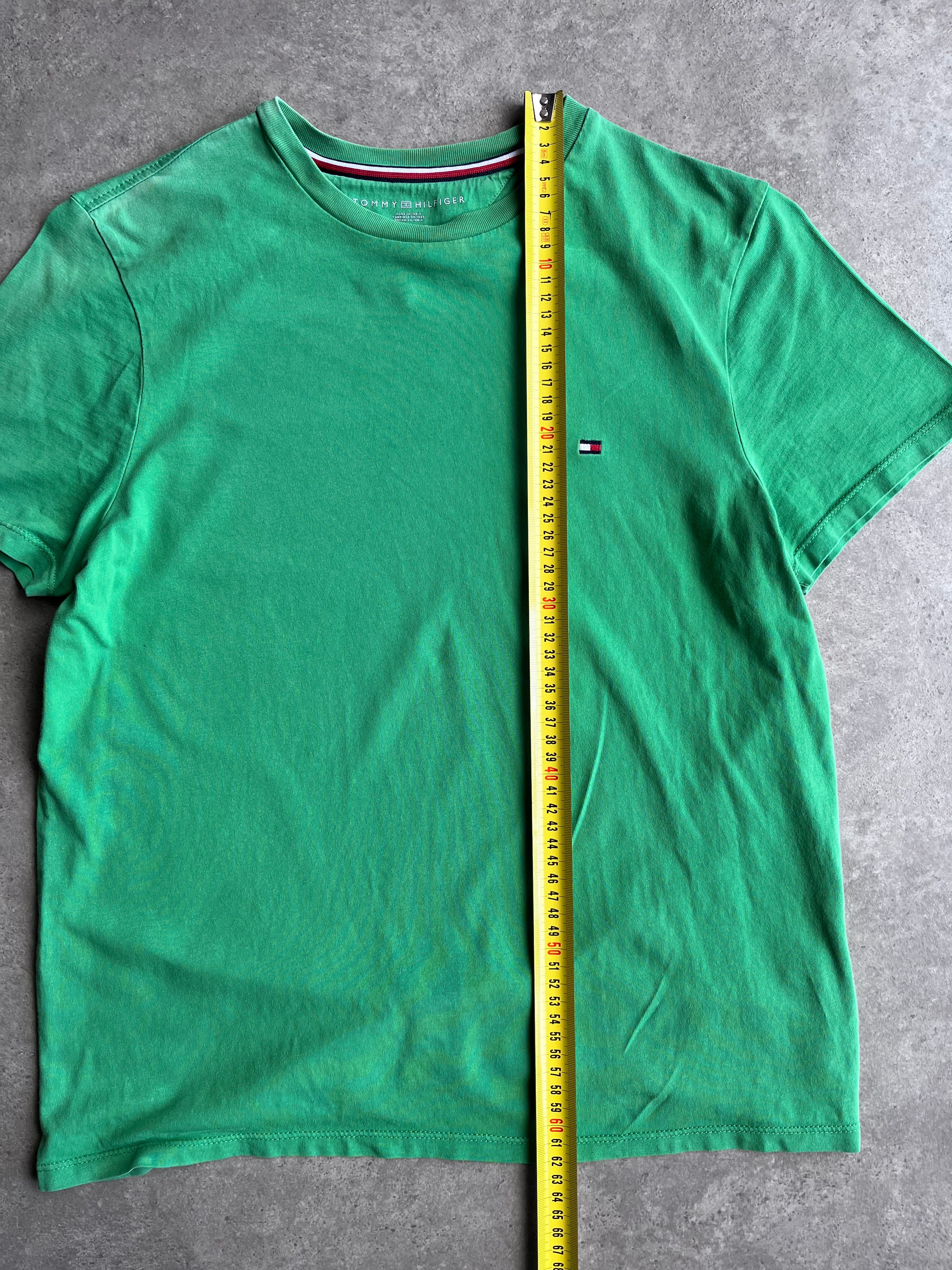 טי שירט Tommy Hilfiger ירוקה קלאסית וינטג׳ - XS