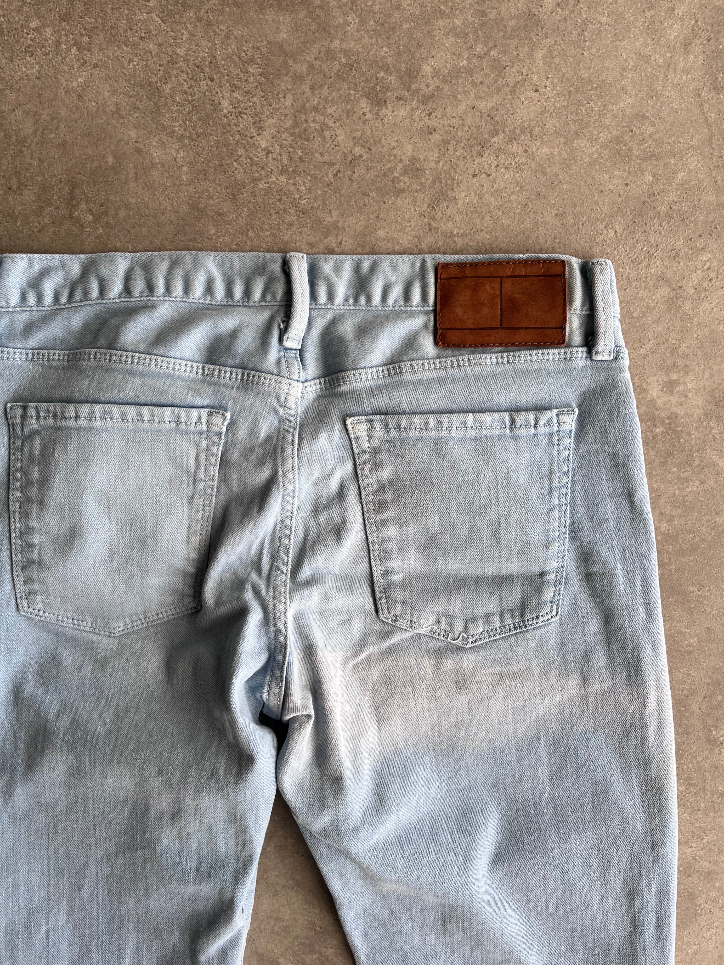 ג׳ינס Tommy Hilfiger Hudson תכלת וינטג׳ - 31