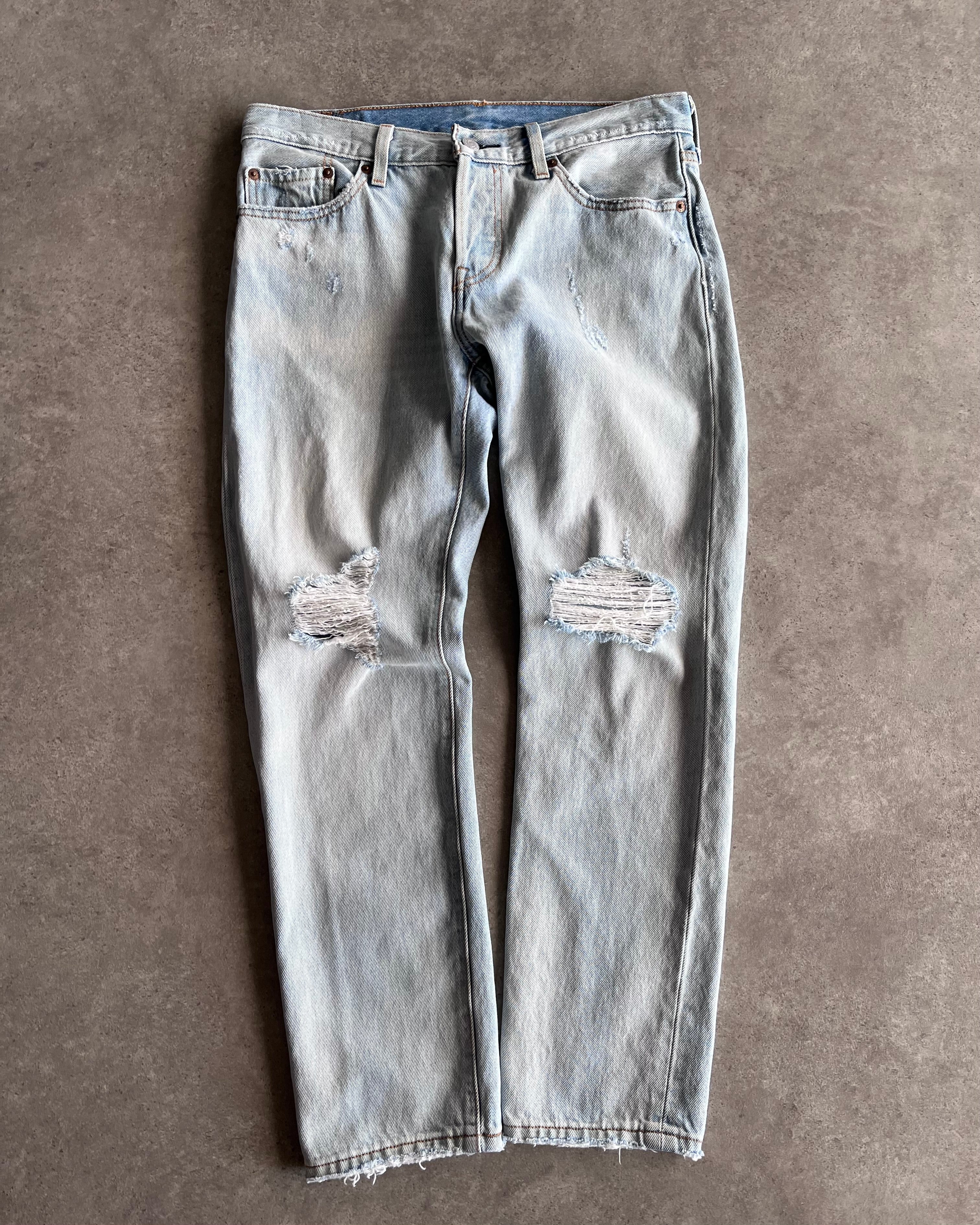 ג׳ינס Levi’s 501 CT בהיר עם קרעים וינטג׳ - 31