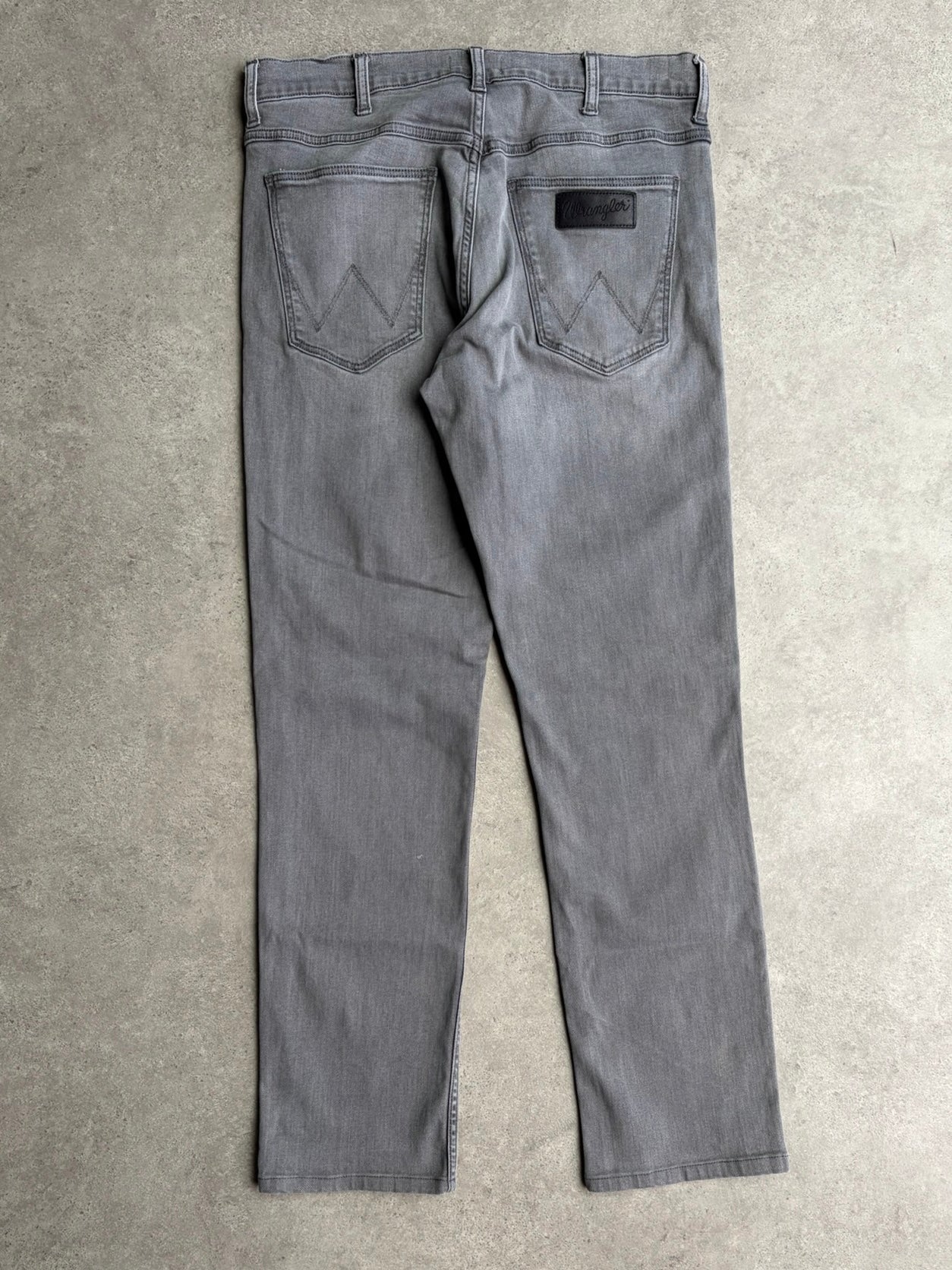 ג׳ינס Wrangler סטרייט וינטג׳ - 32