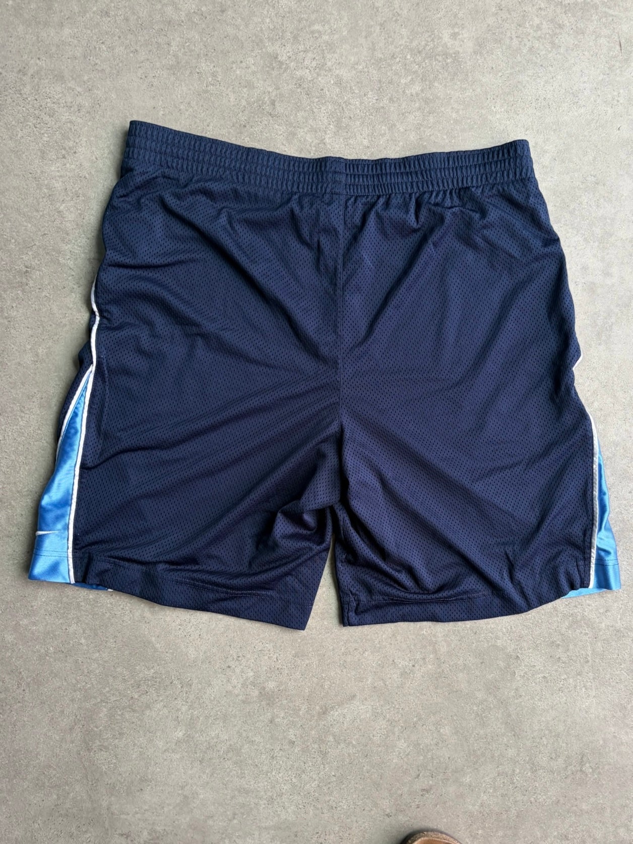 מכנסי ספורט Nike וינטג׳ - M