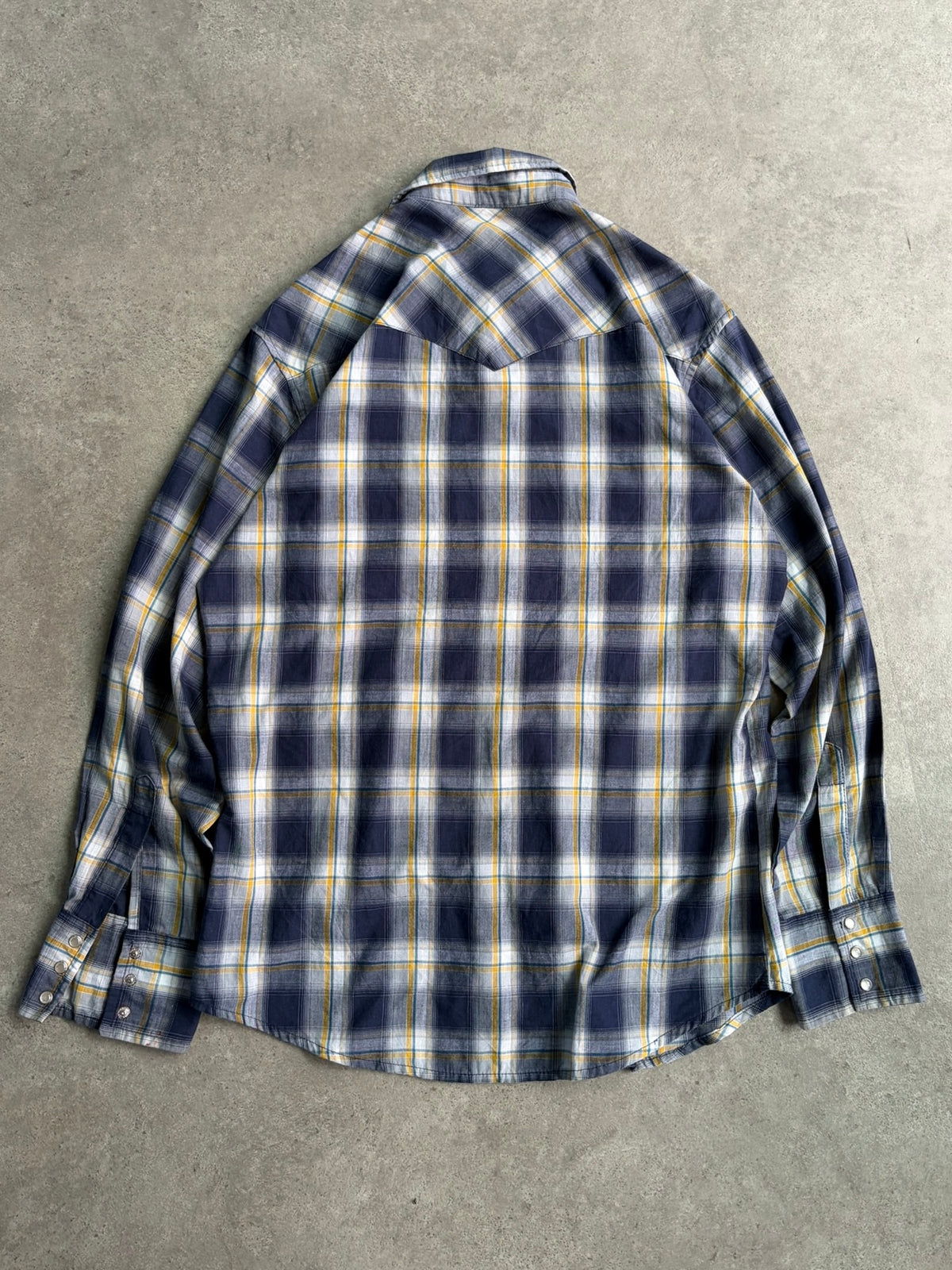 חולצת פלאנל וינטג׳ Wrangler משובצת - S – חולצת פלנל משבצות וינטג׳ רנגלר, תמונה 2