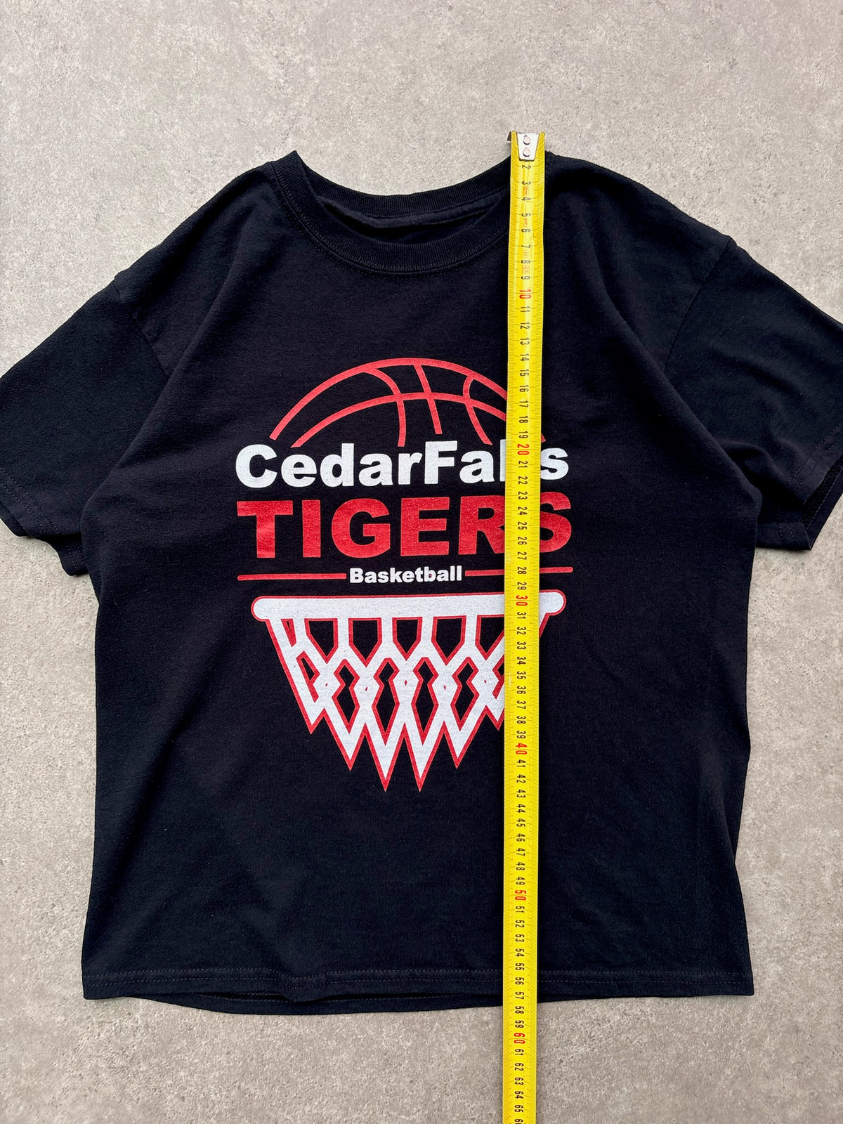 טישירט Cedar Falls Tigers Basketball וינטג׳ - XS – טי שירט וינטג׳, תמונה 4