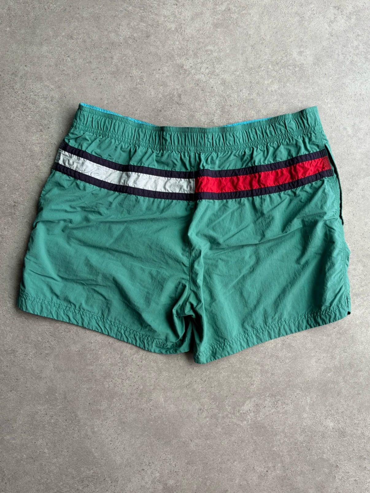 שורט ים Tommy Hilfiger וינטג׳ - 32