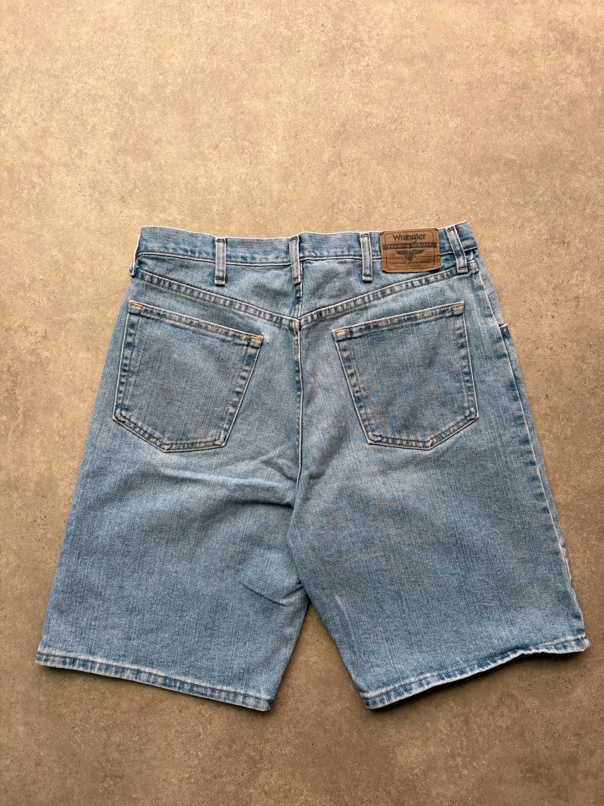 שורט ג'ינס Wrangler וינטג׳ - 32 – שורט ג׳ינס וינטג׳ רנגלר, תמונה 2