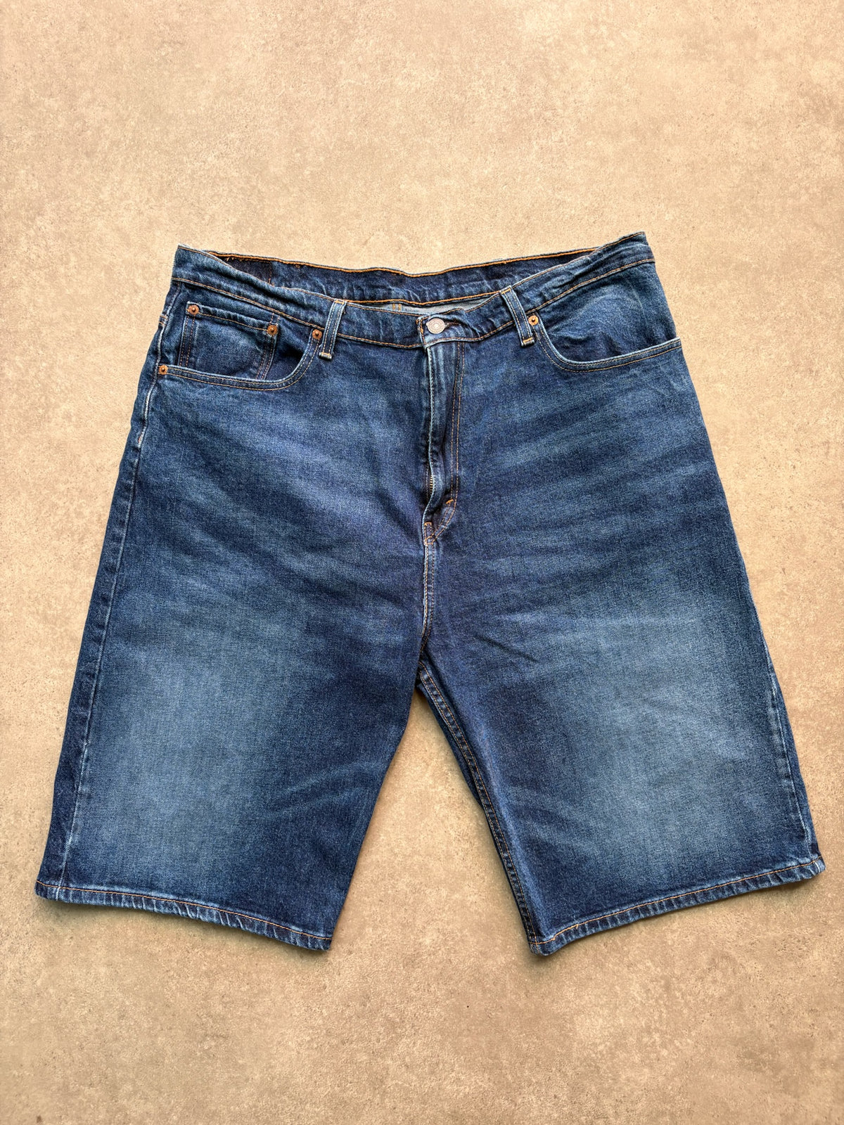 שורט ג'ינס Levi's 569 וינטג׳ - 36 – שורט ג׳ינס וינטג׳ ליוויס | DNA תל אביב