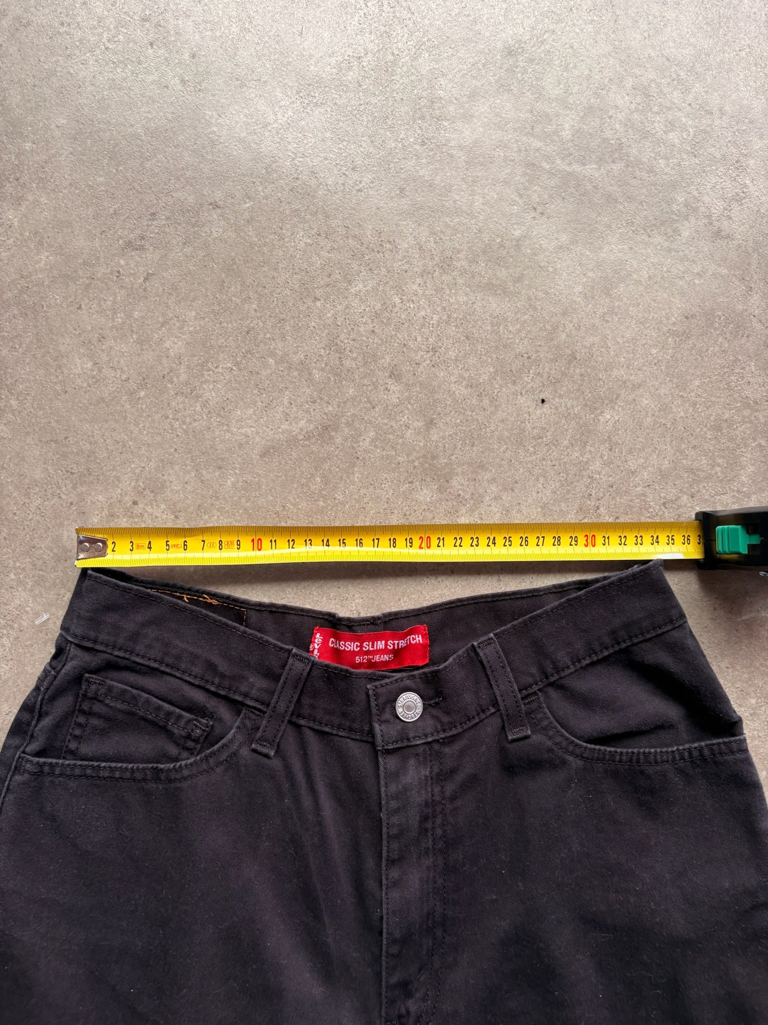 שורטס ג׳ינס Levi's 512 שחור קאט-אוף וינטג׳ - 27