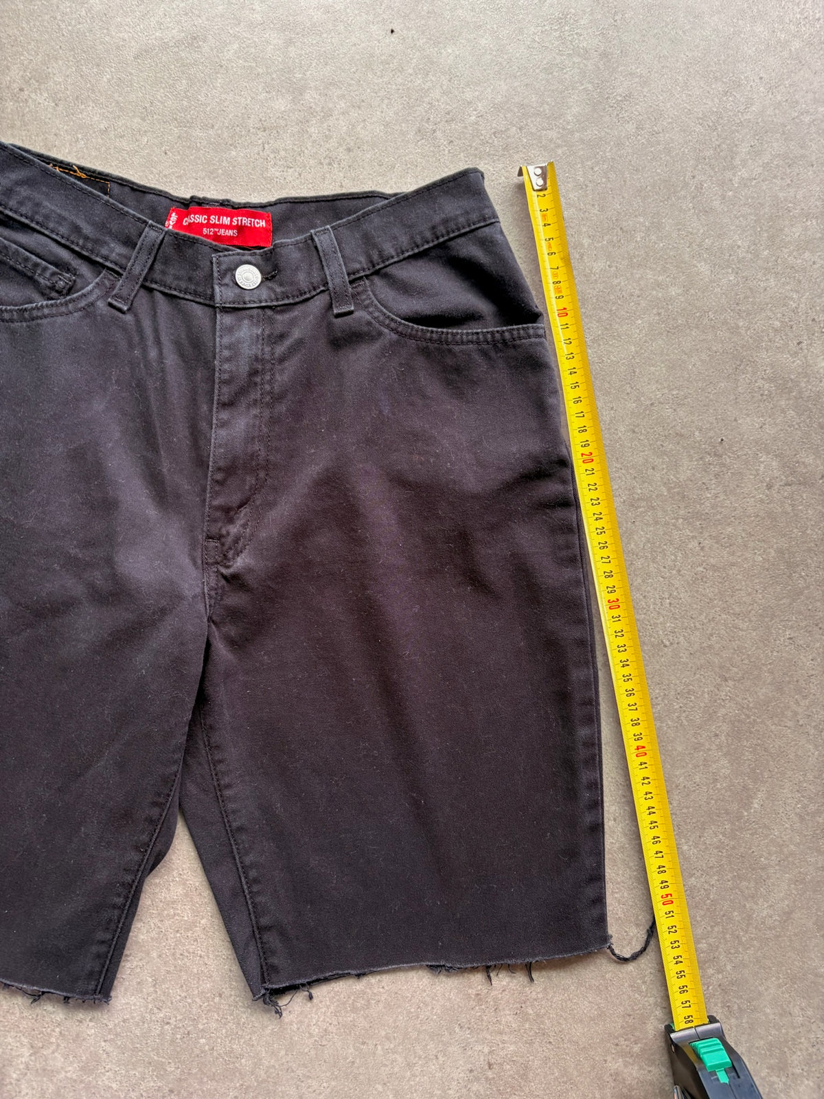 שורטס ג׳ינס Levi's 512 שחור קאט-אוף וינטג׳ - 27