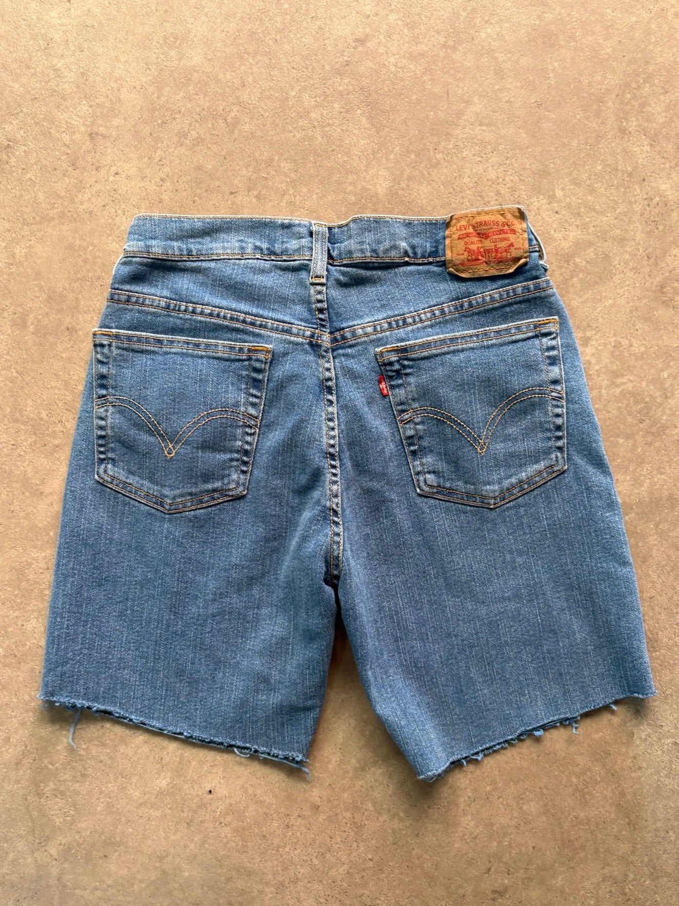שורטס ג׳ינס Levi's קאט-אוף וינטג׳ - 28