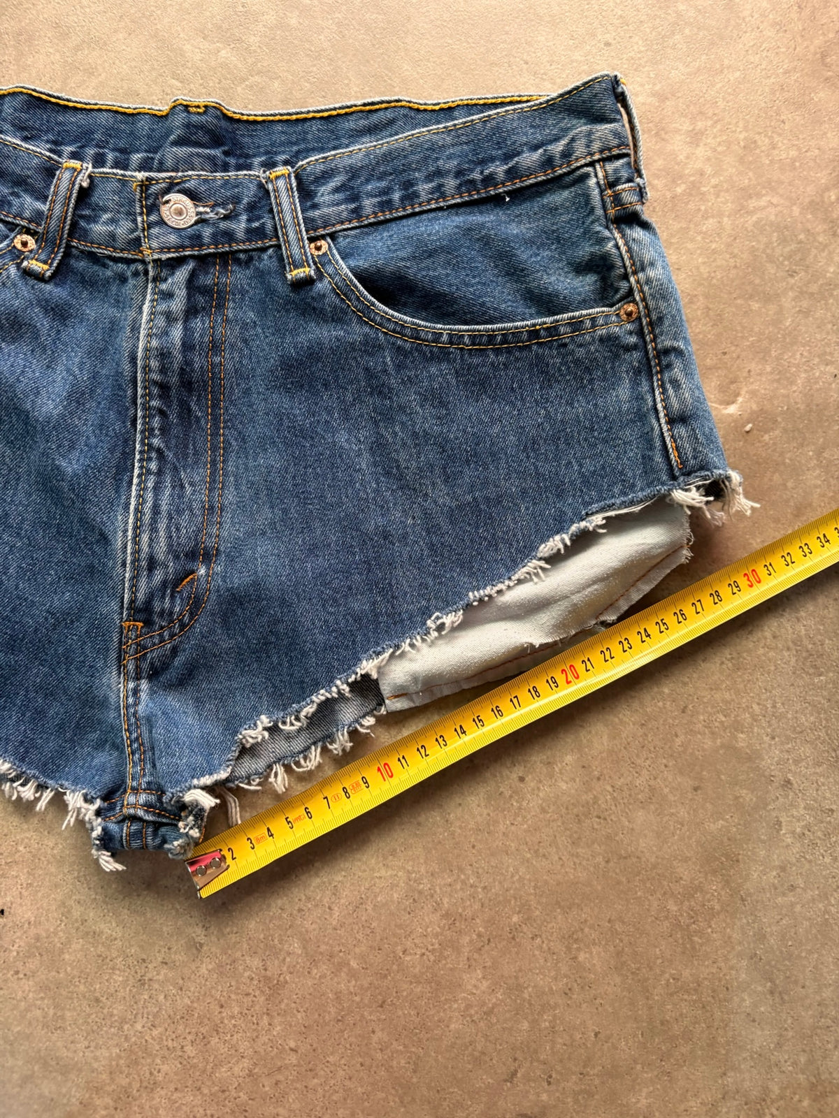 שורטס ג׳ינס Levi's 505 קאט-אוף וינטג׳ - 33