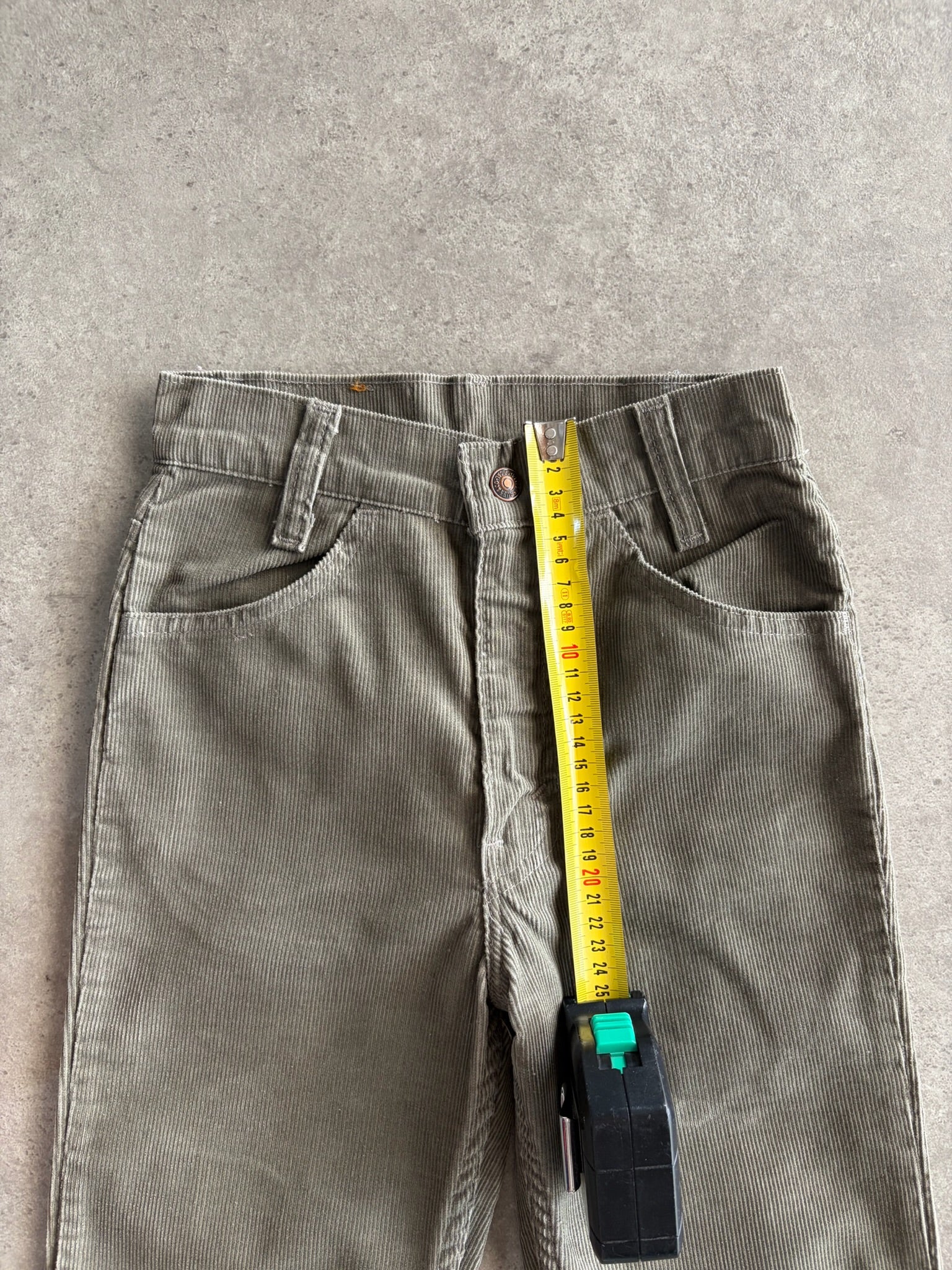 מכנסי קורדרוי Levi's 519 וינטג׳ - 22