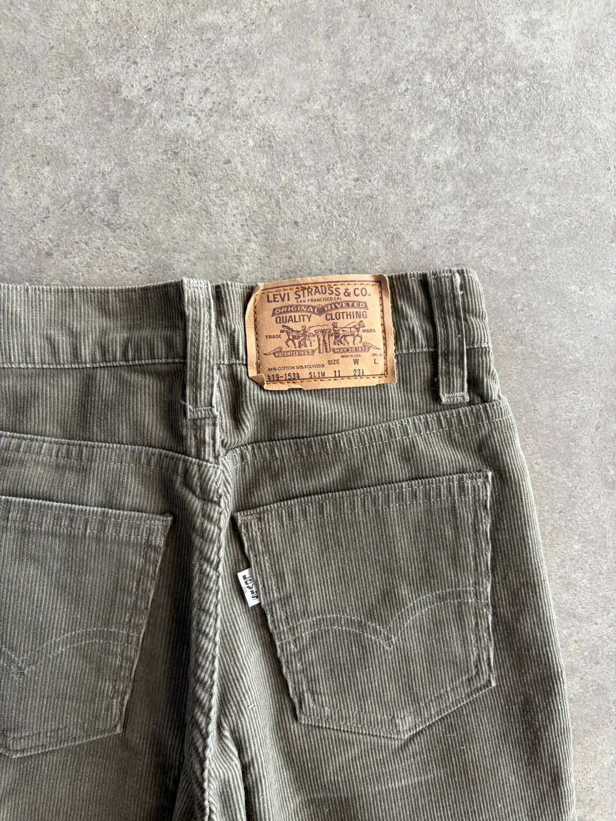 מכנסי קורדרוי Levi's 519 וינטג׳ - 22