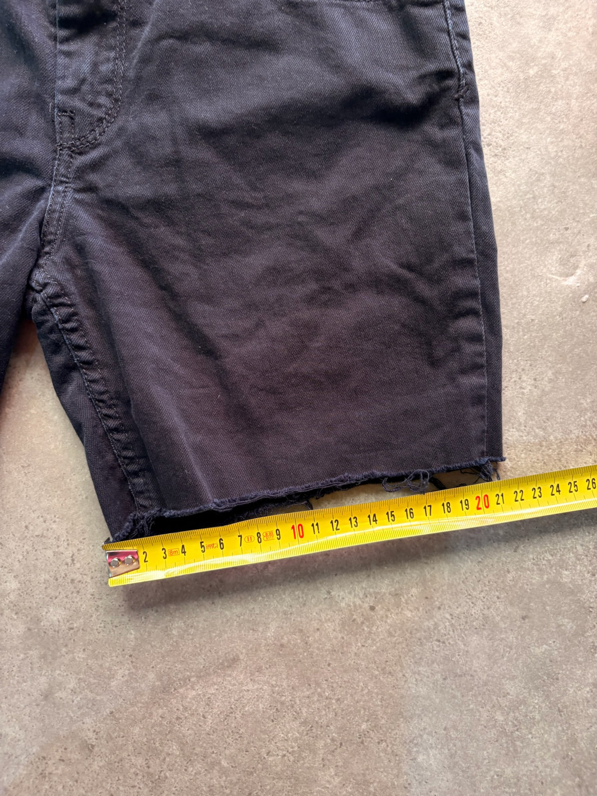 שורטס ג׳ינס Levi's 627 שחור קאט-אוף וינטג׳ - 29