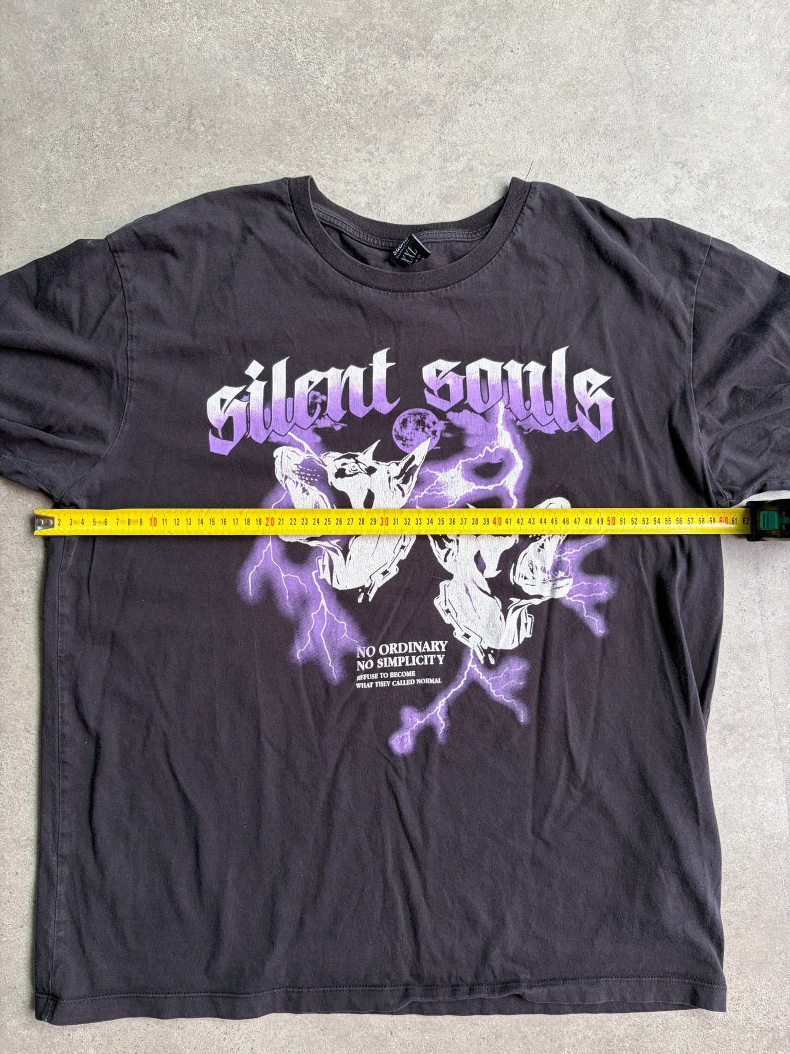 טי שירט Silent Souls גרפית וינטג׳ - XL