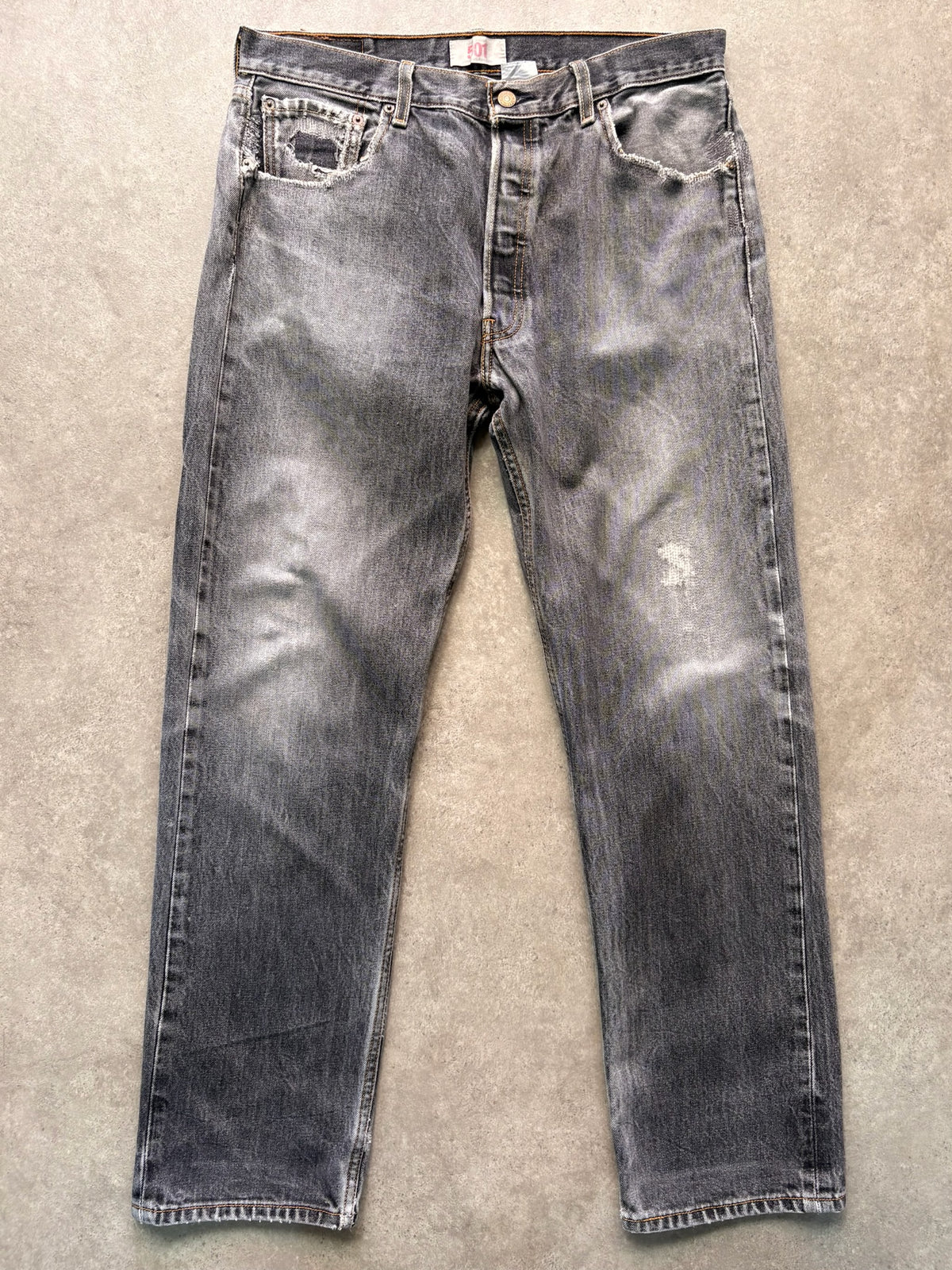 ג'ינס Levi's 501 שחור וינטג׳ - 33 – ג׳ינס ליוויס וינטג׳ | DNA תל אביב