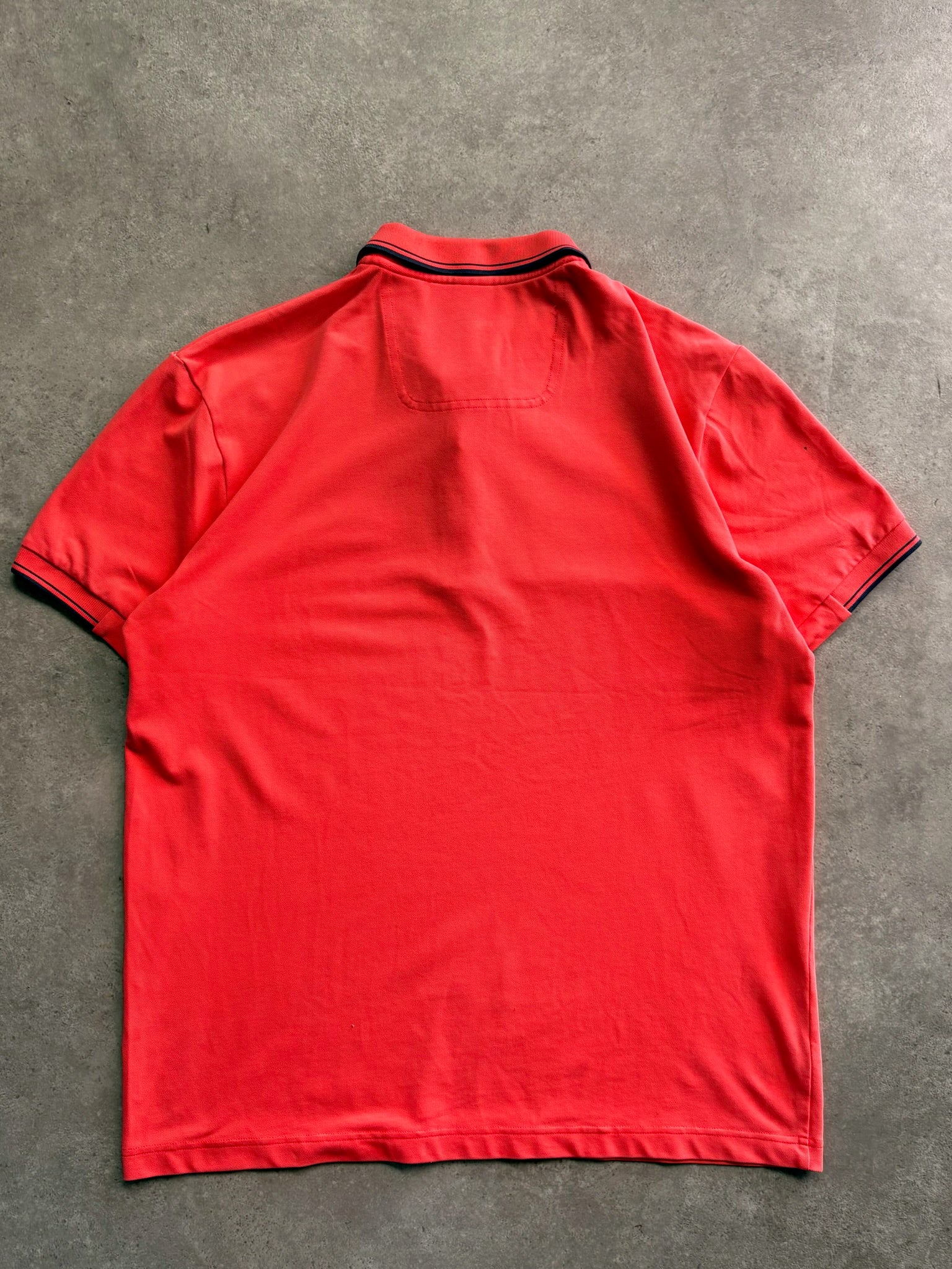חולצת פולו Hugo Boss וינטג׳ - M