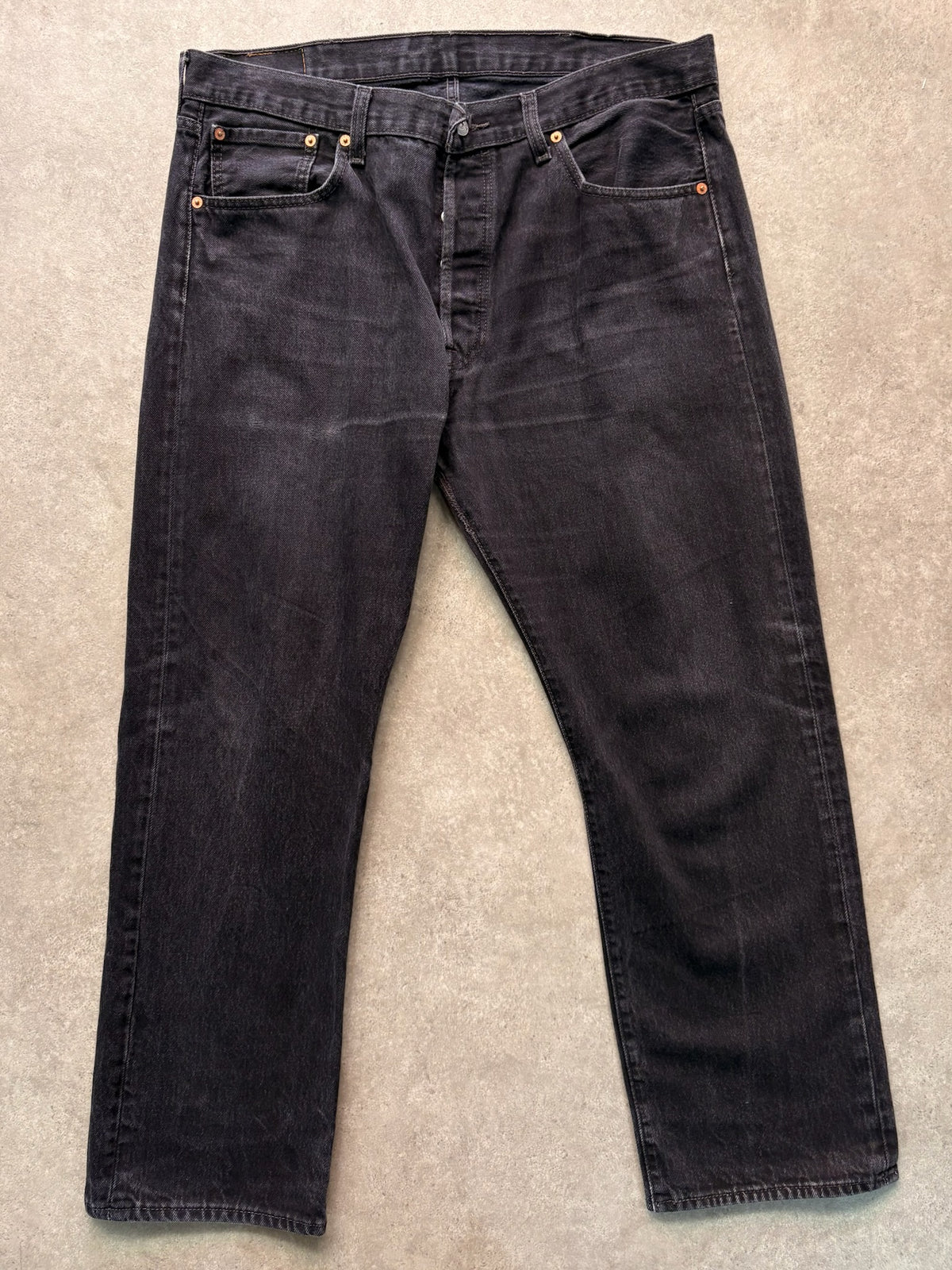 ג'ינס Levi's 501 שחור וינטג׳ - 37 – ג׳ינס ליוויס וינטג׳ | DNA תל אביב