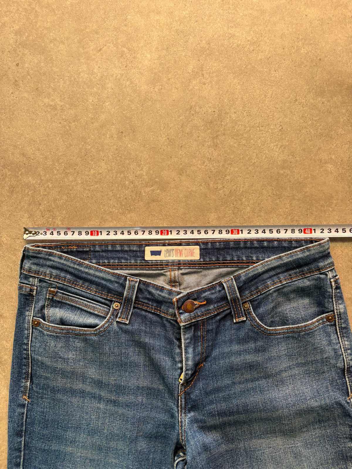 ג'ינס Levi's Demi Curve וינטג׳ - 33 – ג׳ינס ליוויס וינטג׳, תמונה 3