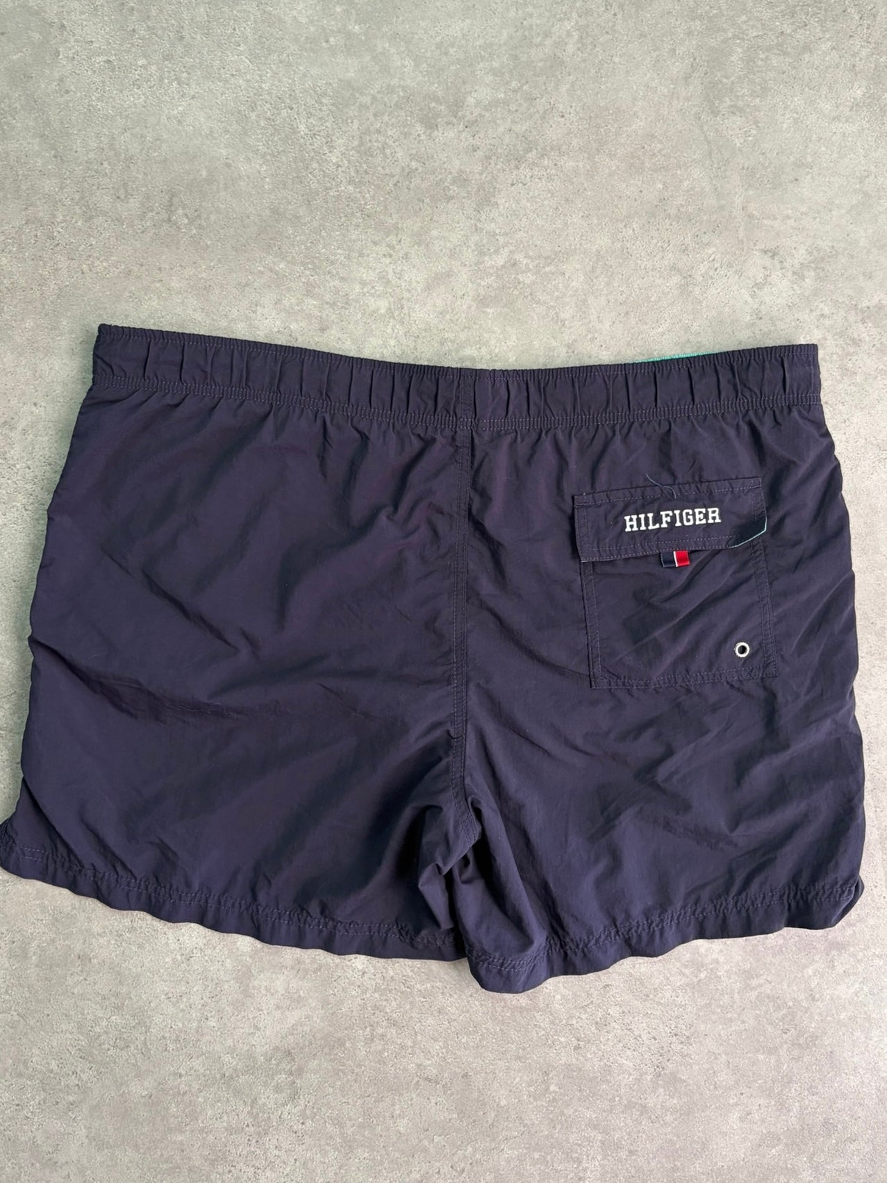 שורט ים Tommy Hilfiger וינטג׳ - 41