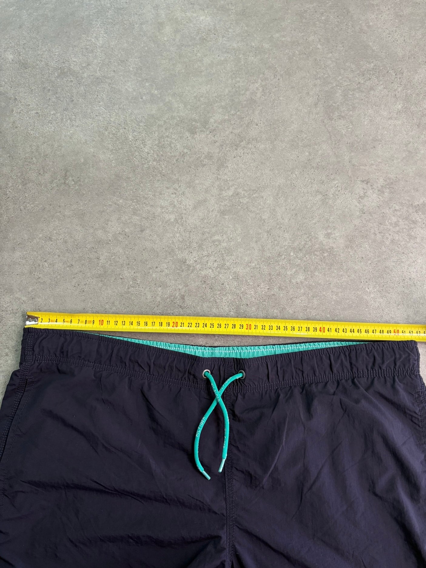 שורט ים Tommy Hilfiger וינטג׳ - 41