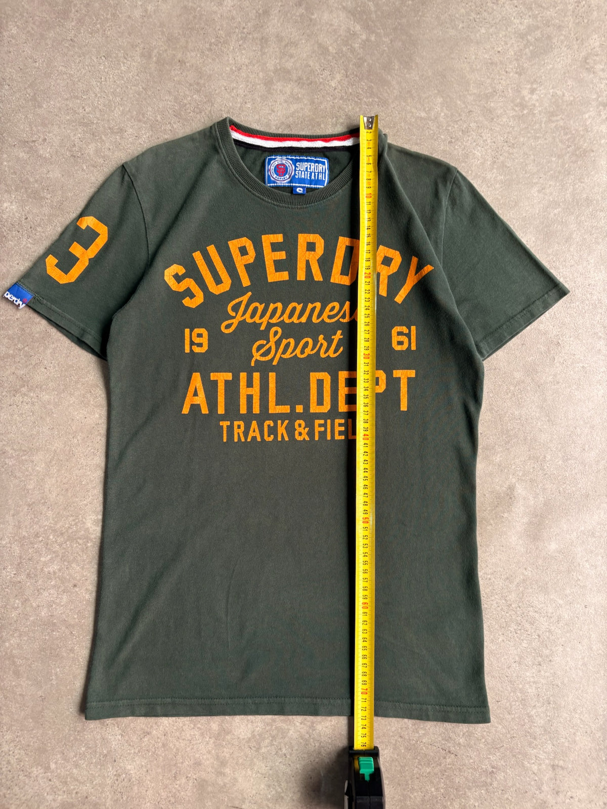 טישירט Superdry Track & Field וינטג׳ - XS