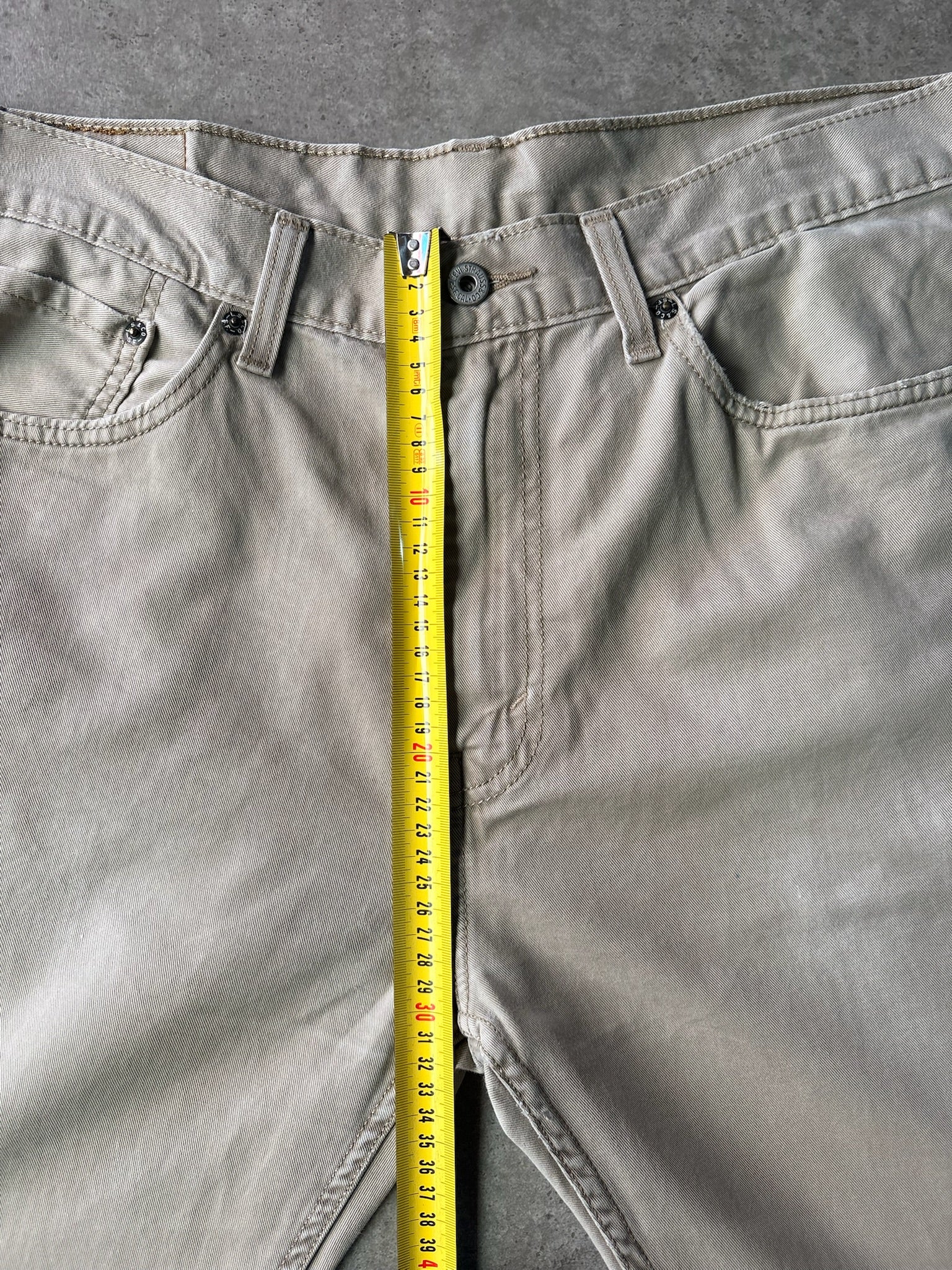 מכנסי Levi's 505 בז׳ וינטג׳ - 35