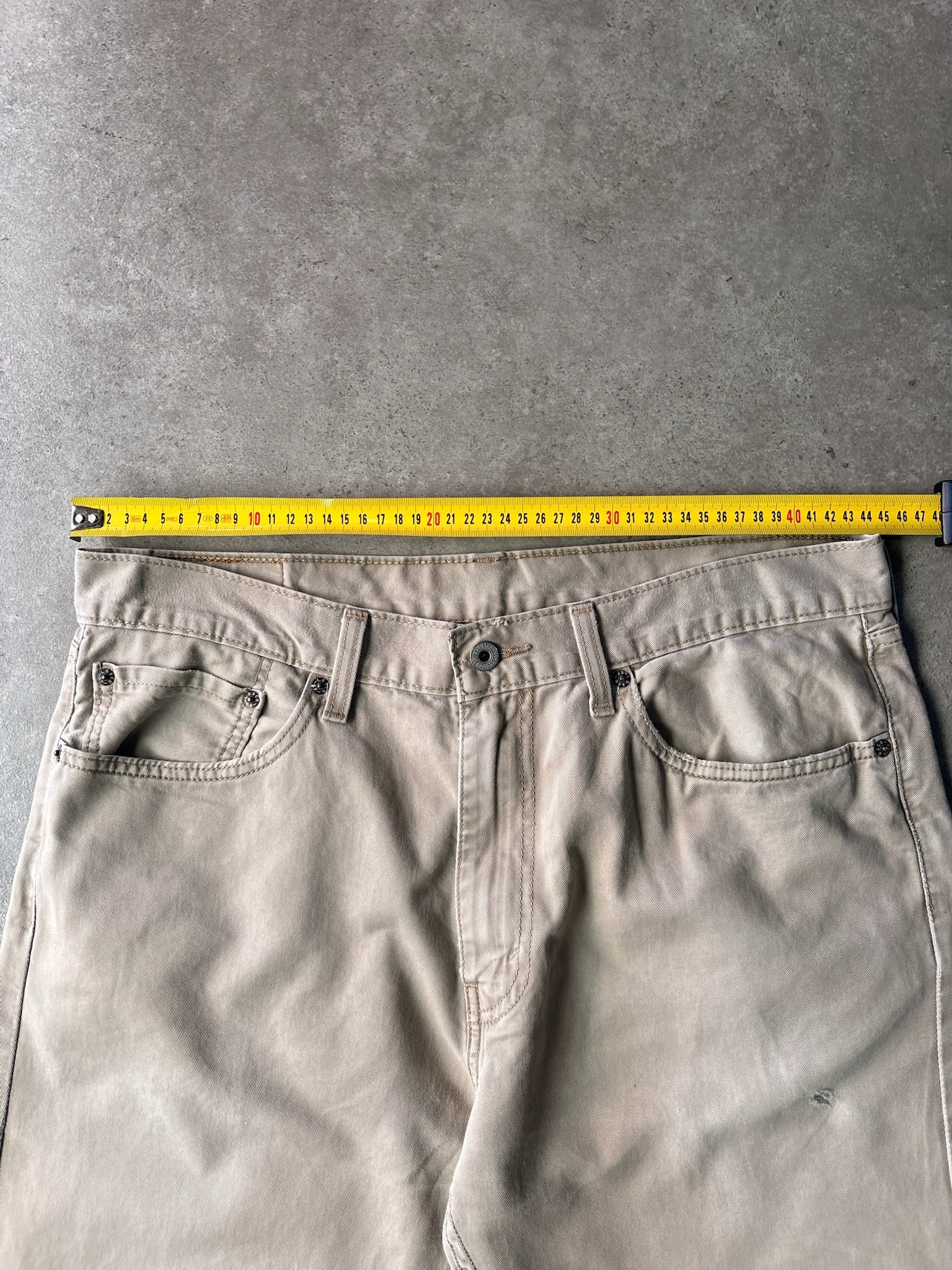 מכנסי Levi's 505 בז׳ וינטג׳ - 35