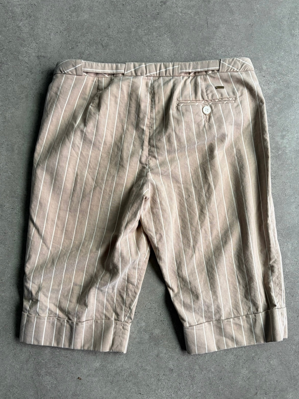 שורטס Tommy Hilfiger פסים וינטג׳ - 28