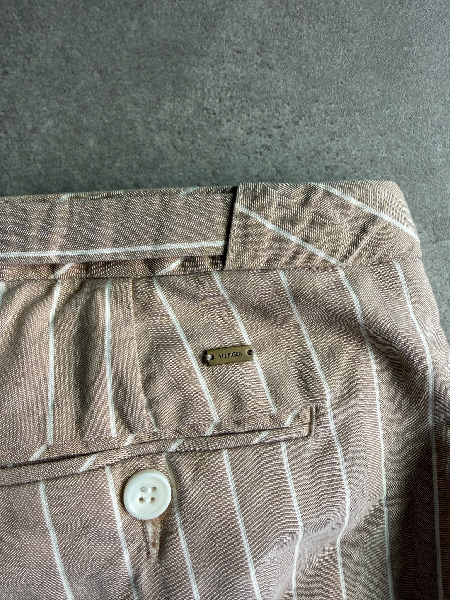 שורטס Tommy Hilfiger פסים וינטג׳ - 28