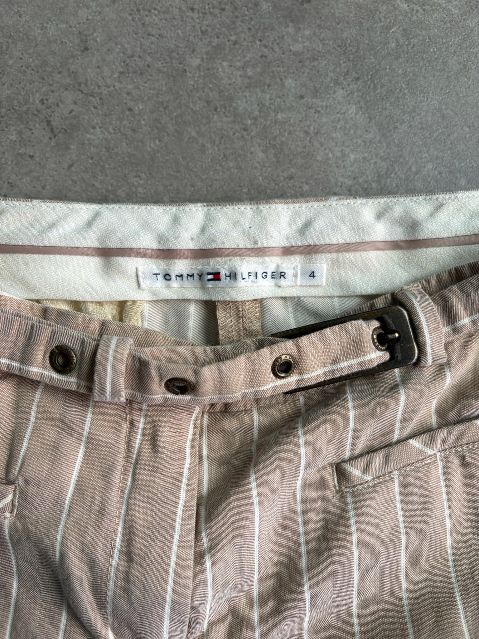 שורטס Tommy Hilfiger פסים וינטג׳ - 28