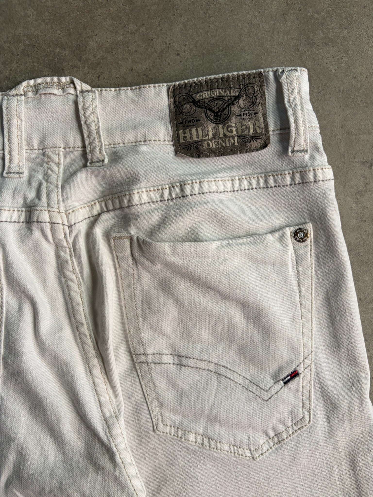 ג׳ינס Tommy Hilfiger Denim לבן וינטג׳ - 35