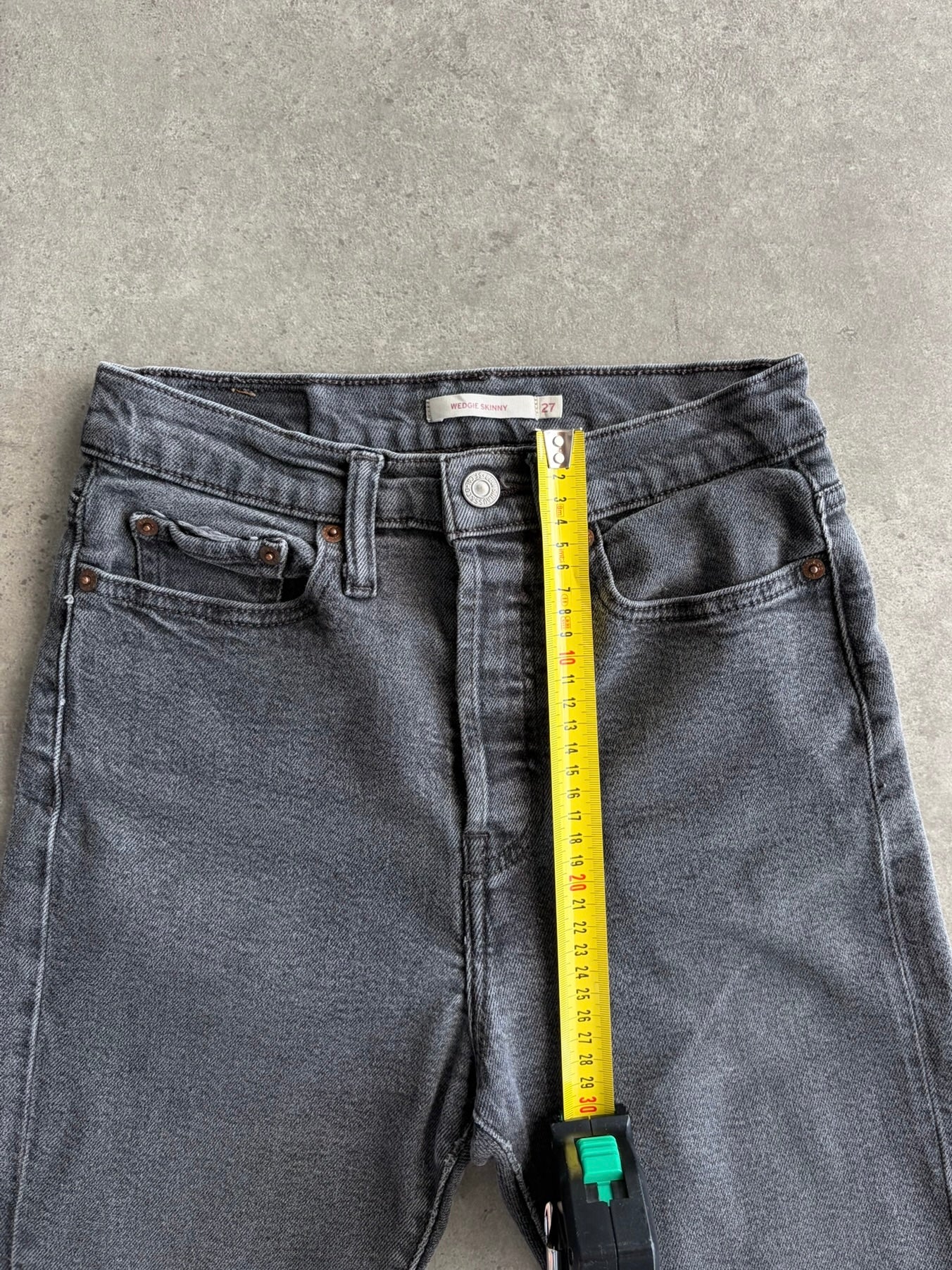 שורטס ג׳ינס Levi's Wedgie וינטג׳ - 25
