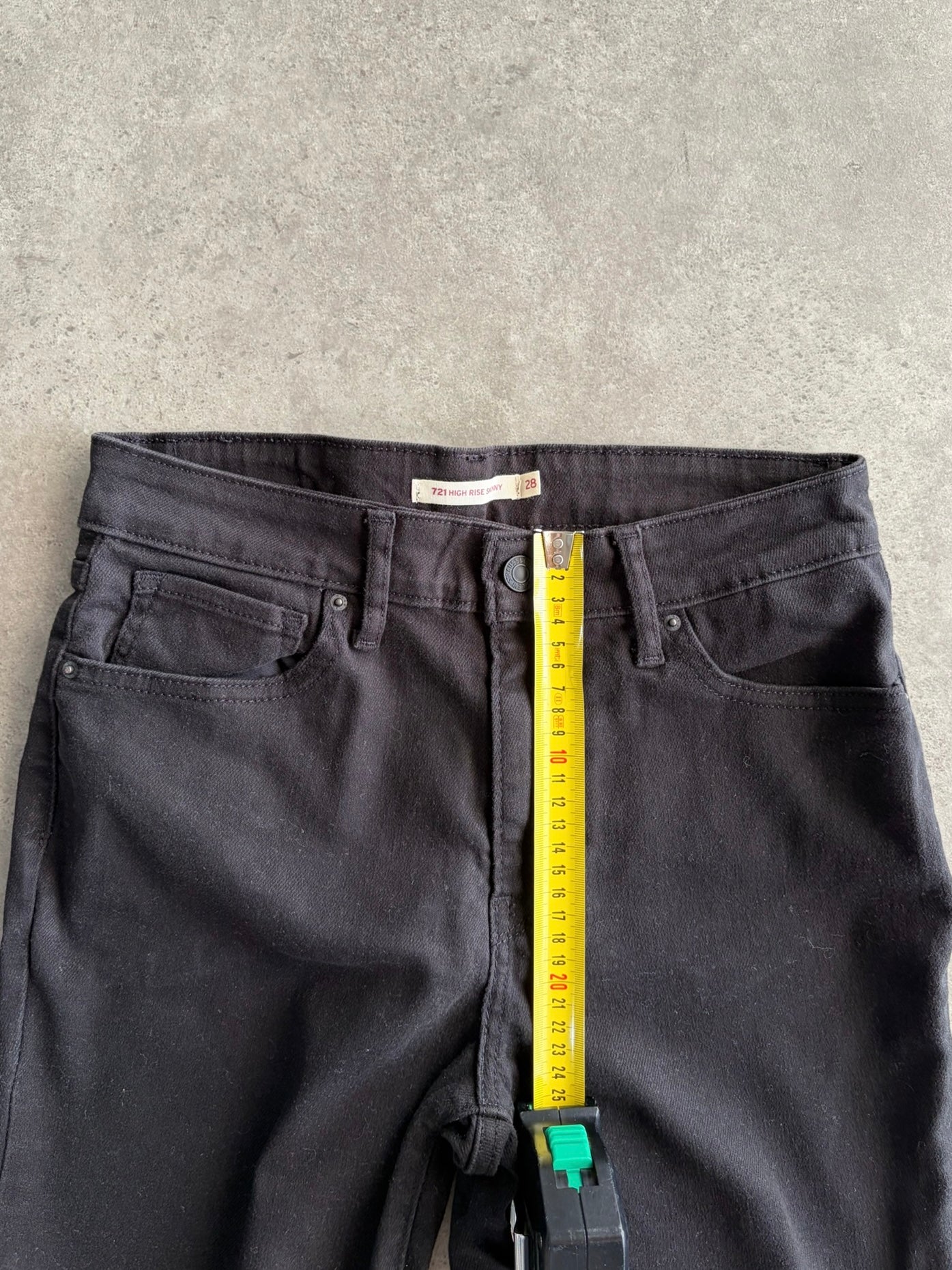 שורטס ג׳ינס Levi's 721 High Rise שחור וינטג׳ - 28