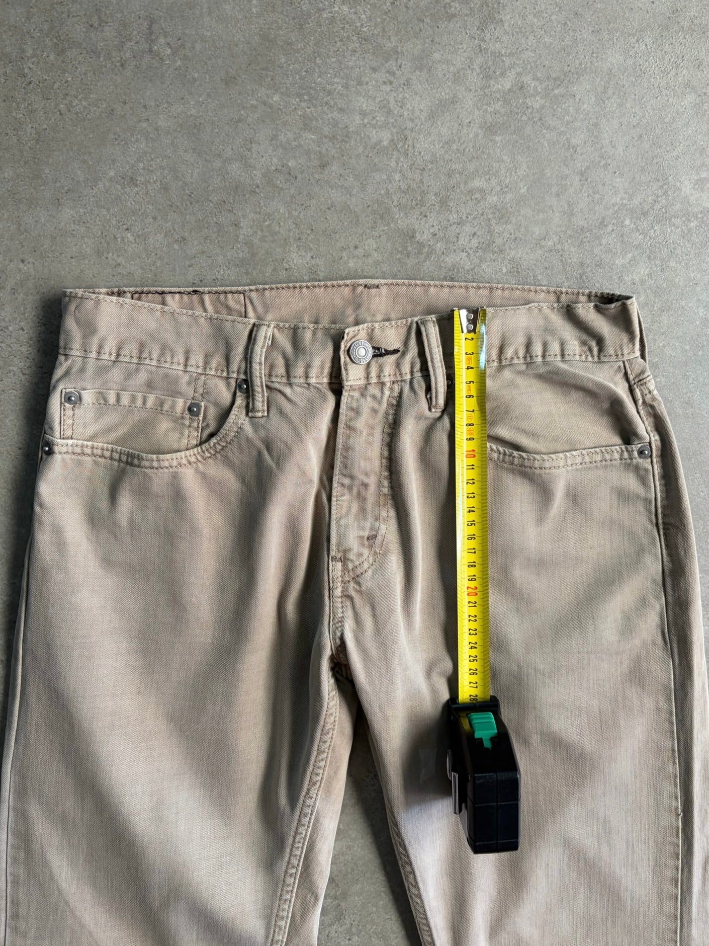 מכנסי Levi's 514 בז׳ וינטג׳ - 31