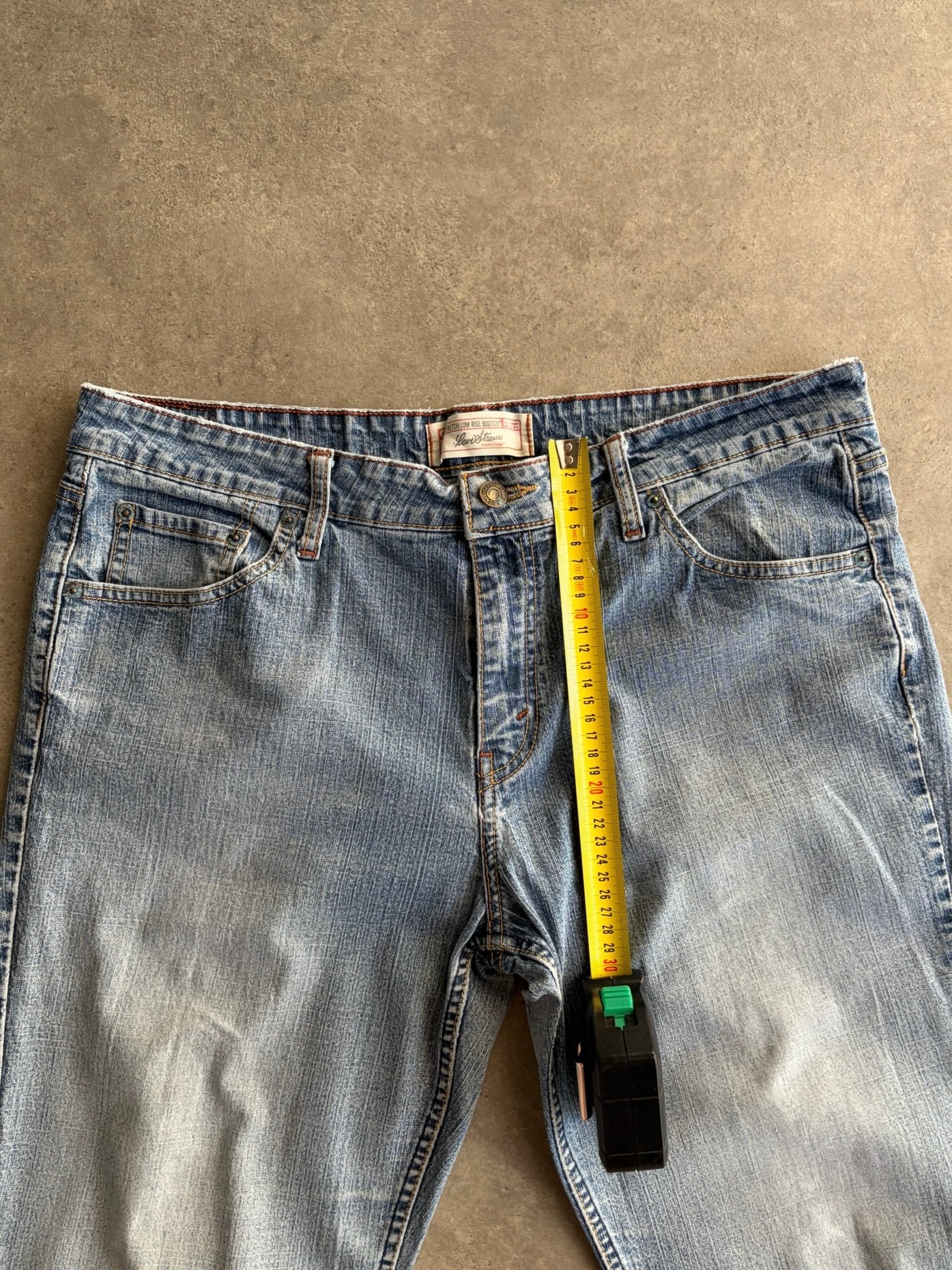 ג׳ינס Levi's Signature בוטקאט וינטג׳ - 37