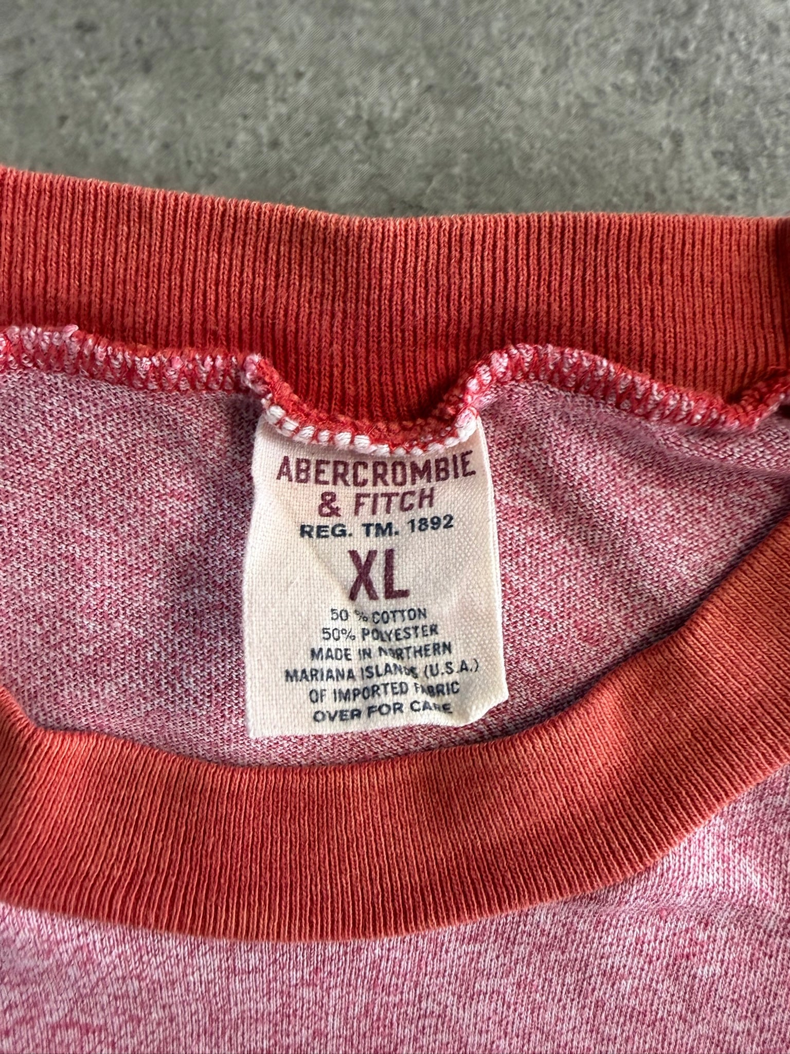 טישירט רינגר Abercrombie & Fitch Lake Placid וינטג׳ - M