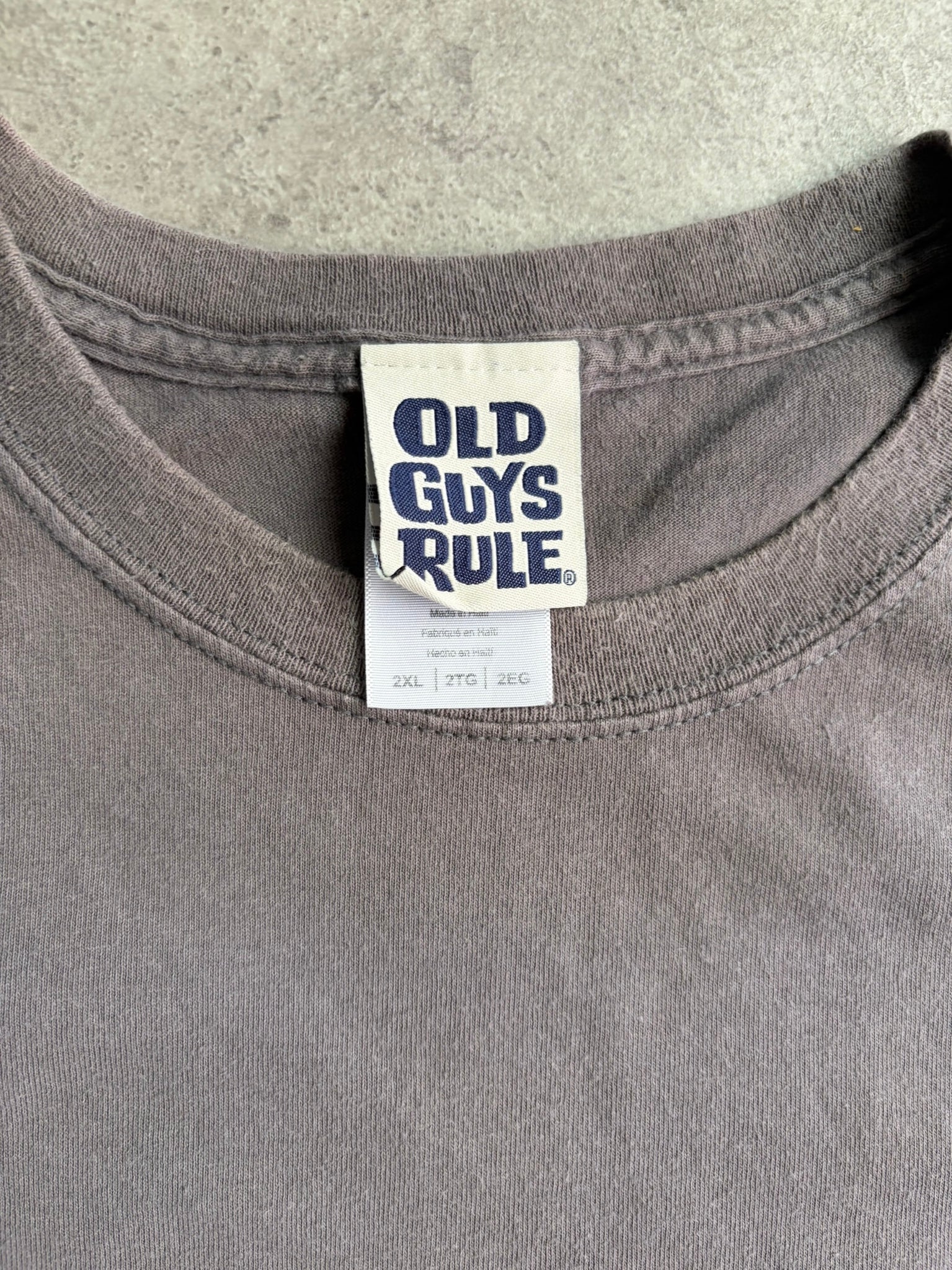 טי שירט Old Guys Rule עם פס שיזוף וינטג׳ - XXL
