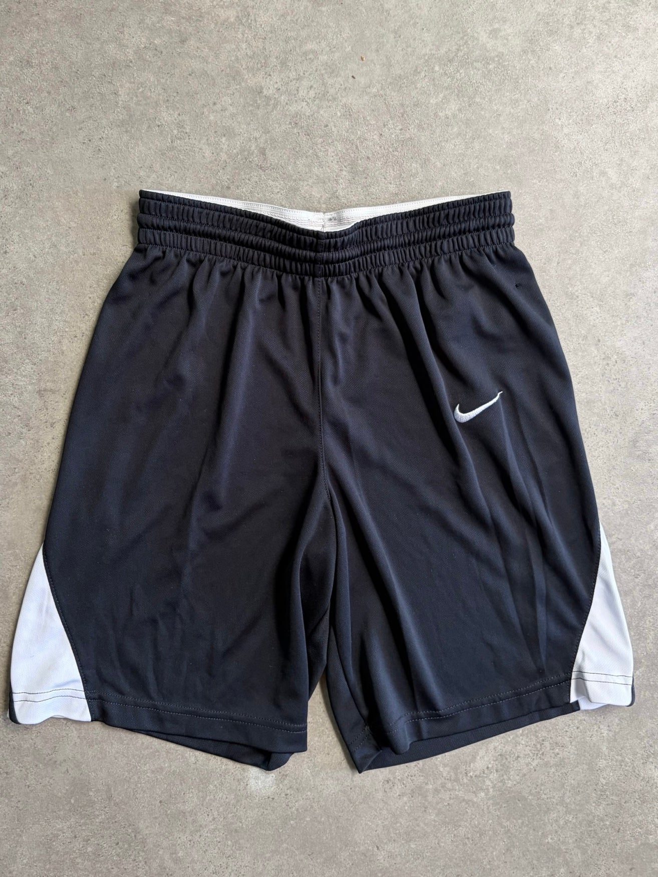 שורטס כדורסל Nike וינטג׳ - 30