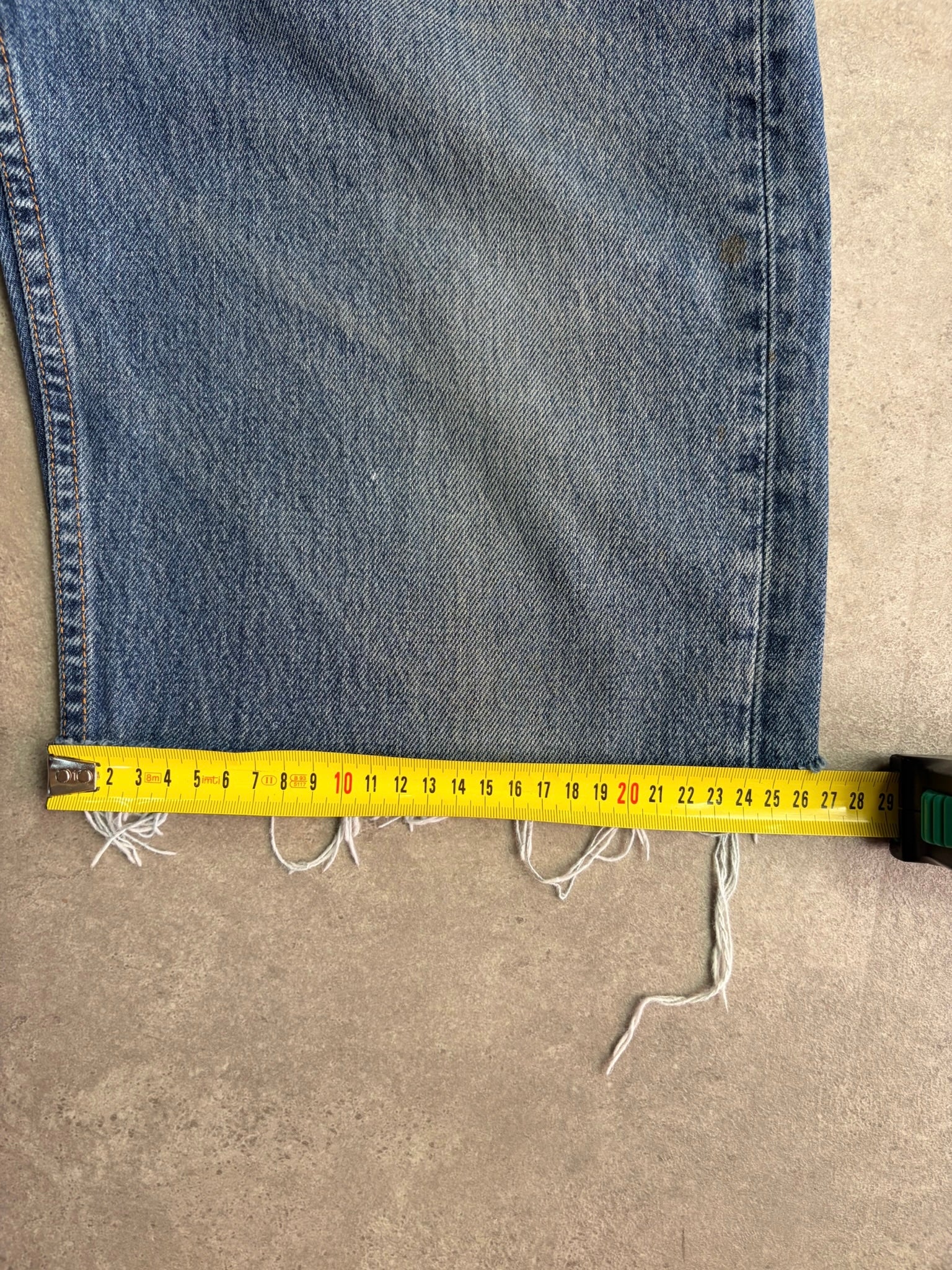 שורטס ג׳ינס Levi's 550 קאט-אוף וינטג׳ - 34