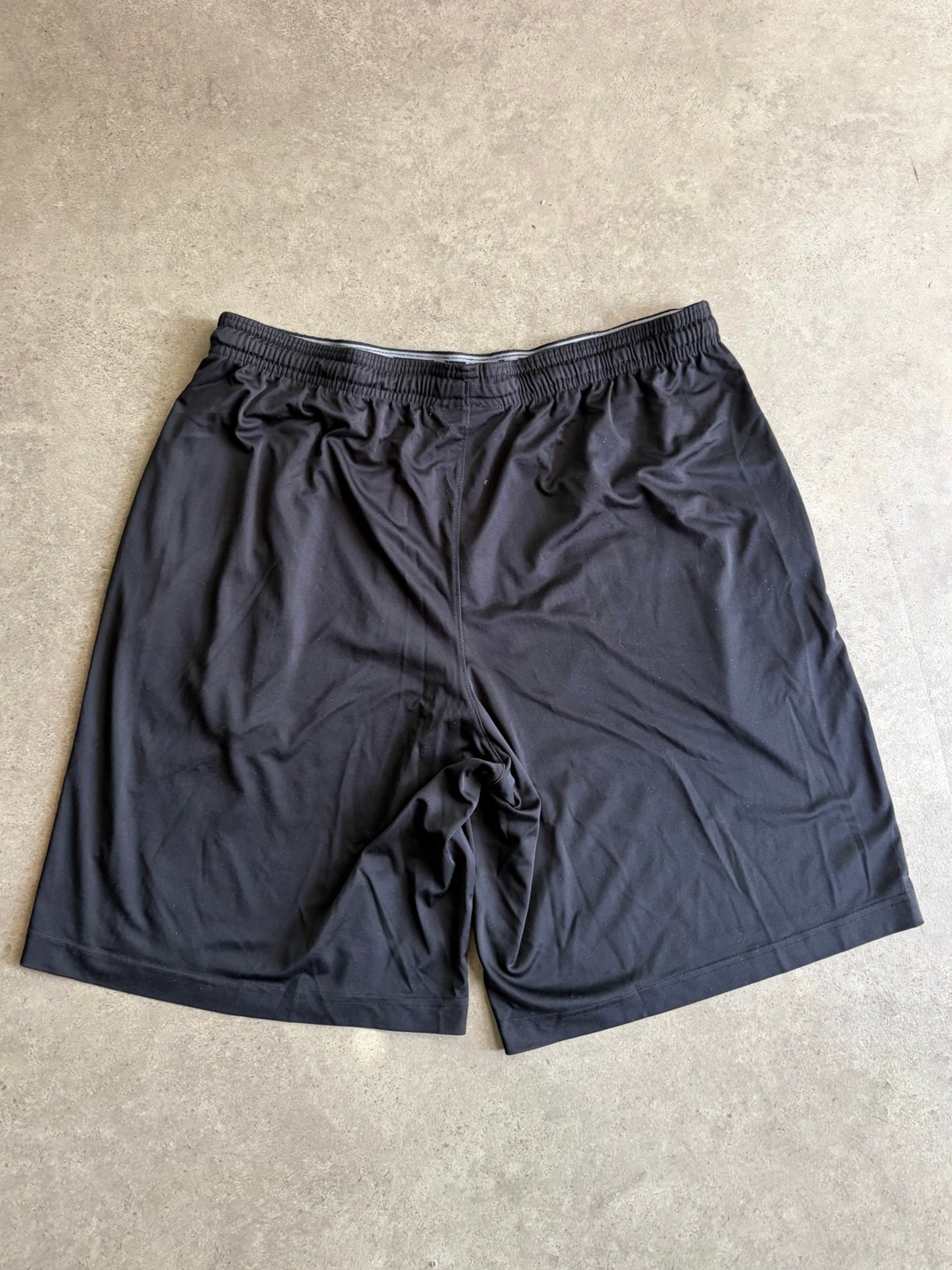 שורטס Under Armour Elon University וינטג׳ - 34
