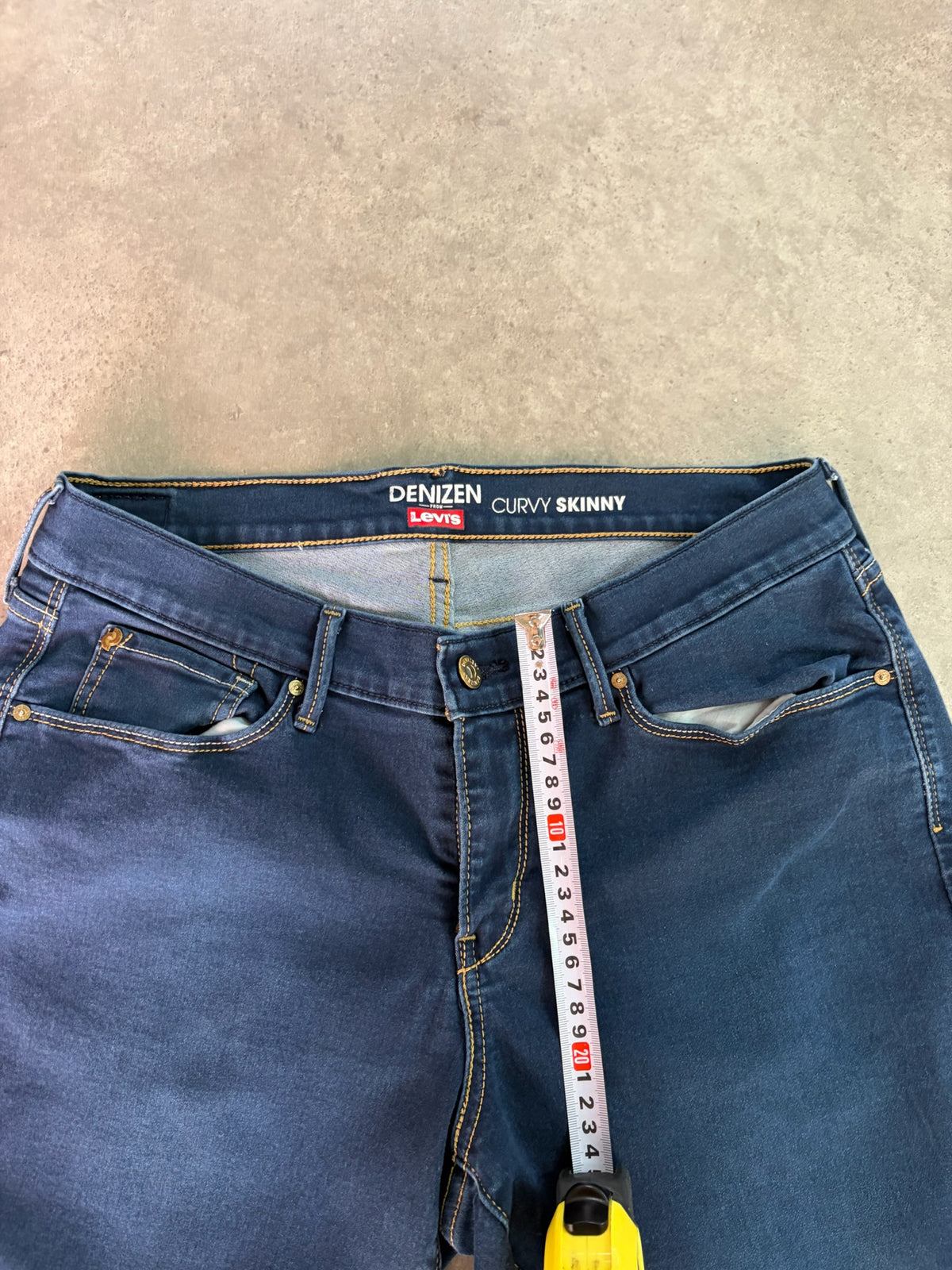 שורט ג'ינס Denizen by Levi's וינטג׳ - 29 – שורט ג׳ינס וינטג׳ ליוויס, תמונה 4
