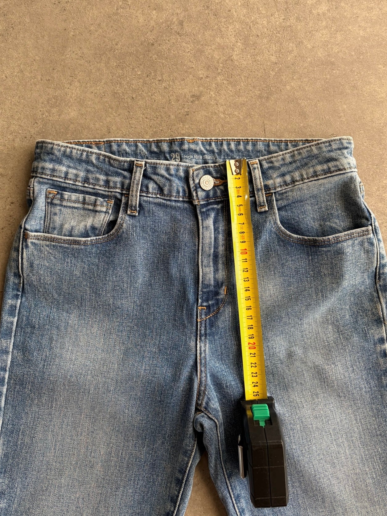 שורטס ג׳ינס Levi's קאט-אוף וינטג׳ - 29