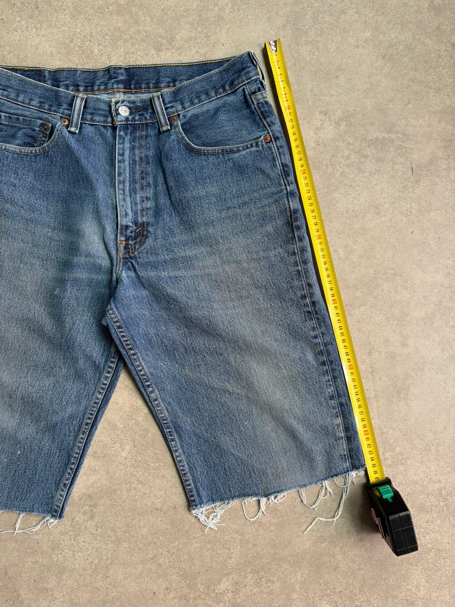שורטס ג׳ינס Levi's 550 קאט-אוף וינטג׳ - 34